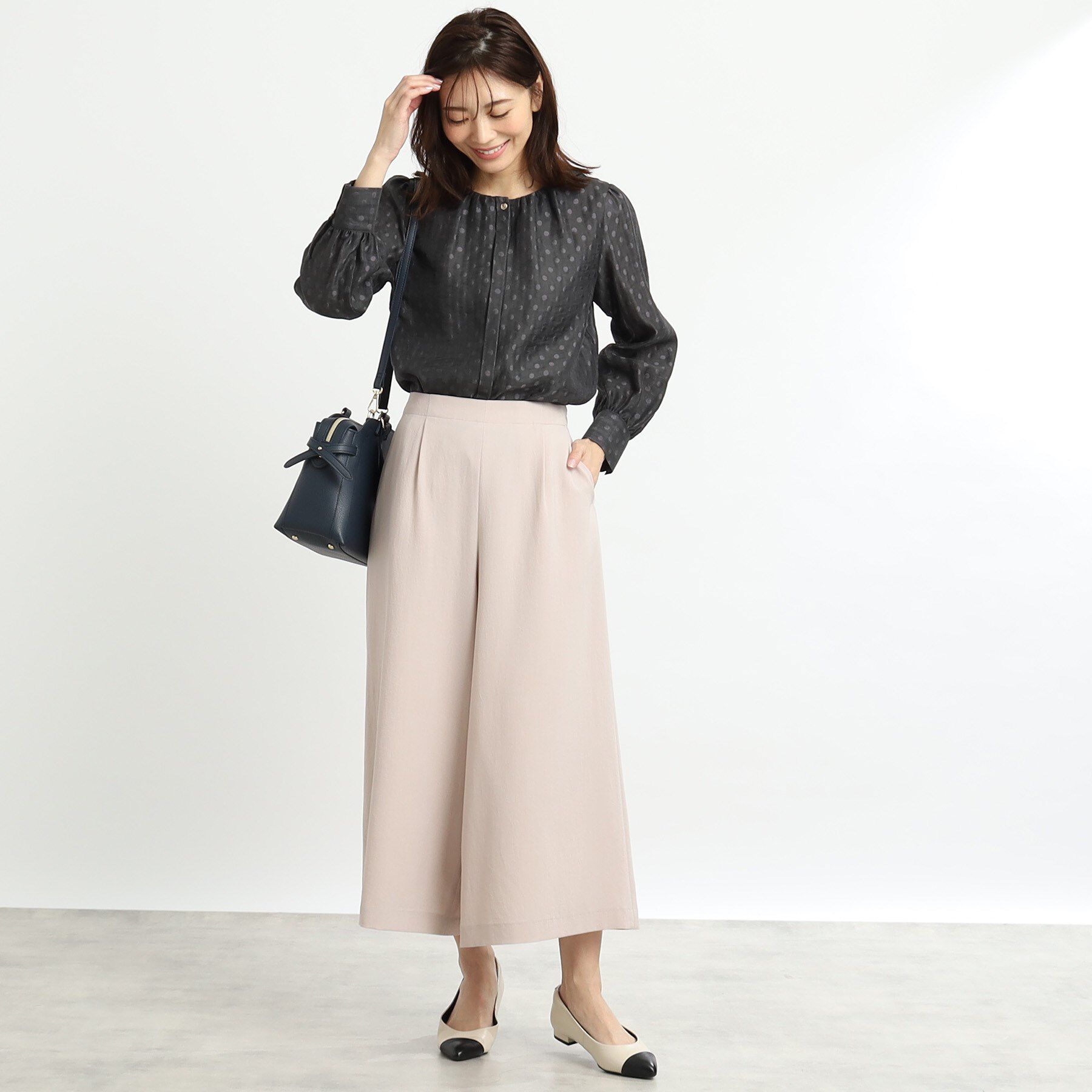 Reflect「【手洗い可】ドットジャカードブラウス」|シャツ・ブラウス|