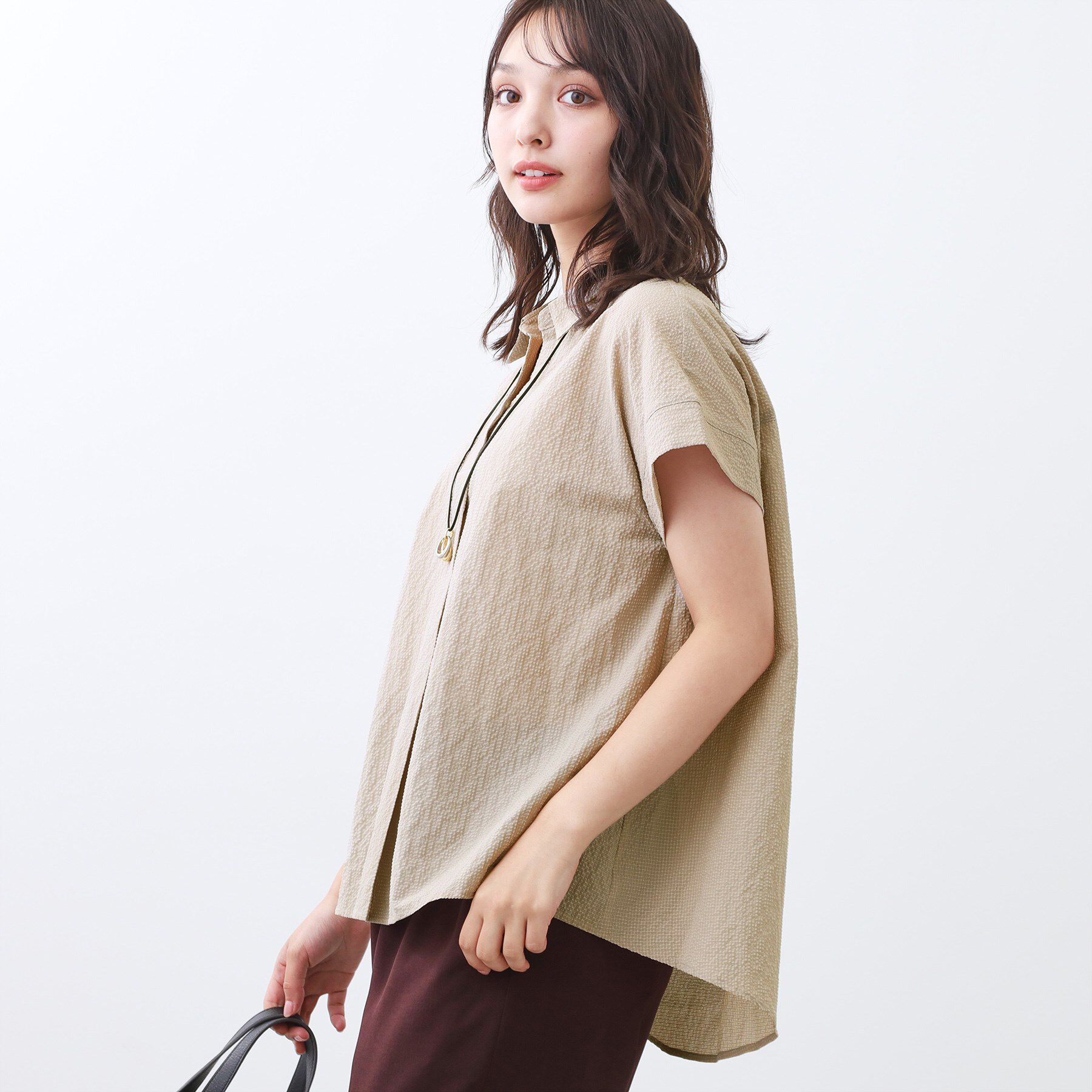 Reflect「【二の腕さりげなくカバー】シャツ衿オフボディブラウス」|シャツ・ブラウス|