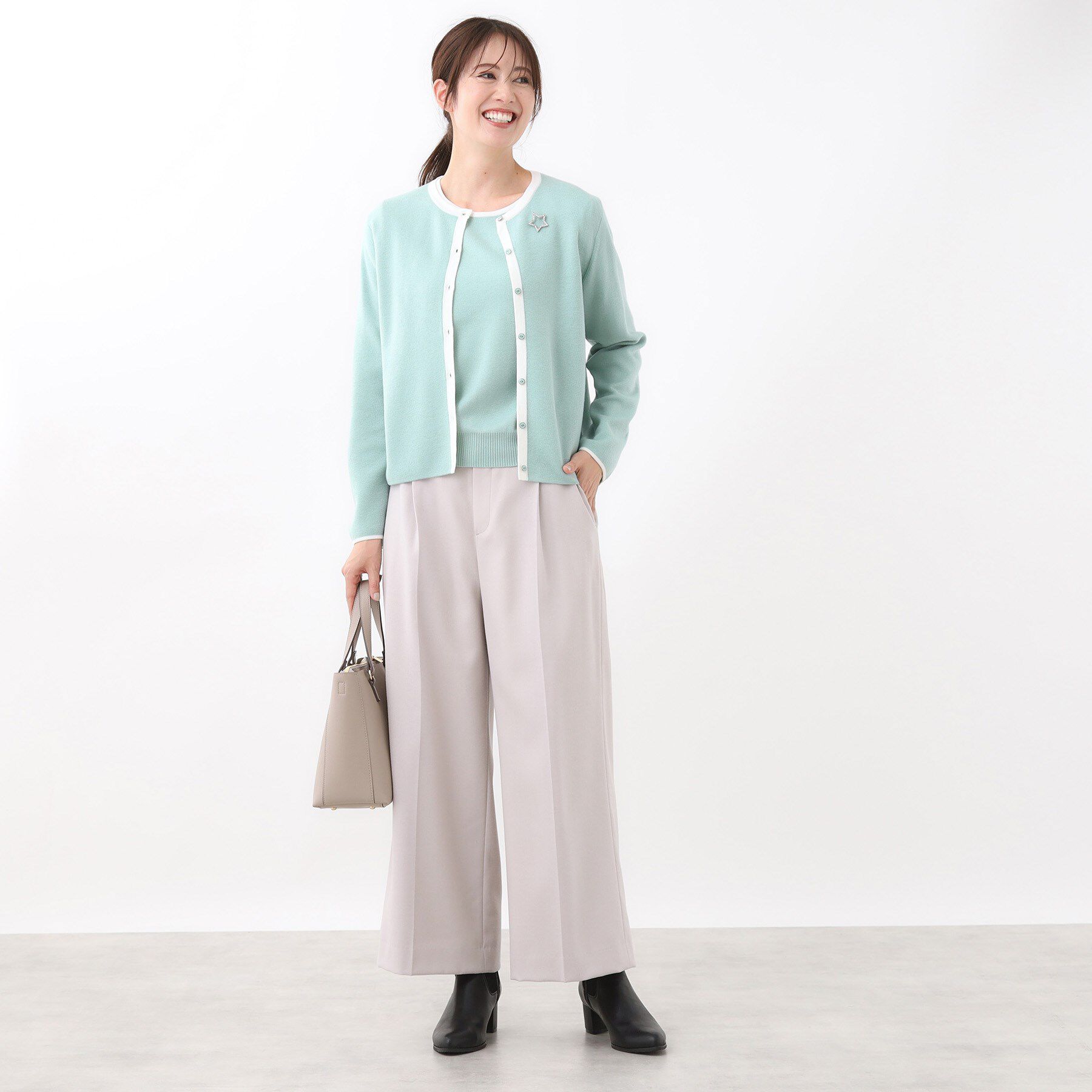 Reflect「【秋映え／単品使い◎／すっきり見え】ブローチ付きニットアンサンブル」|その他|