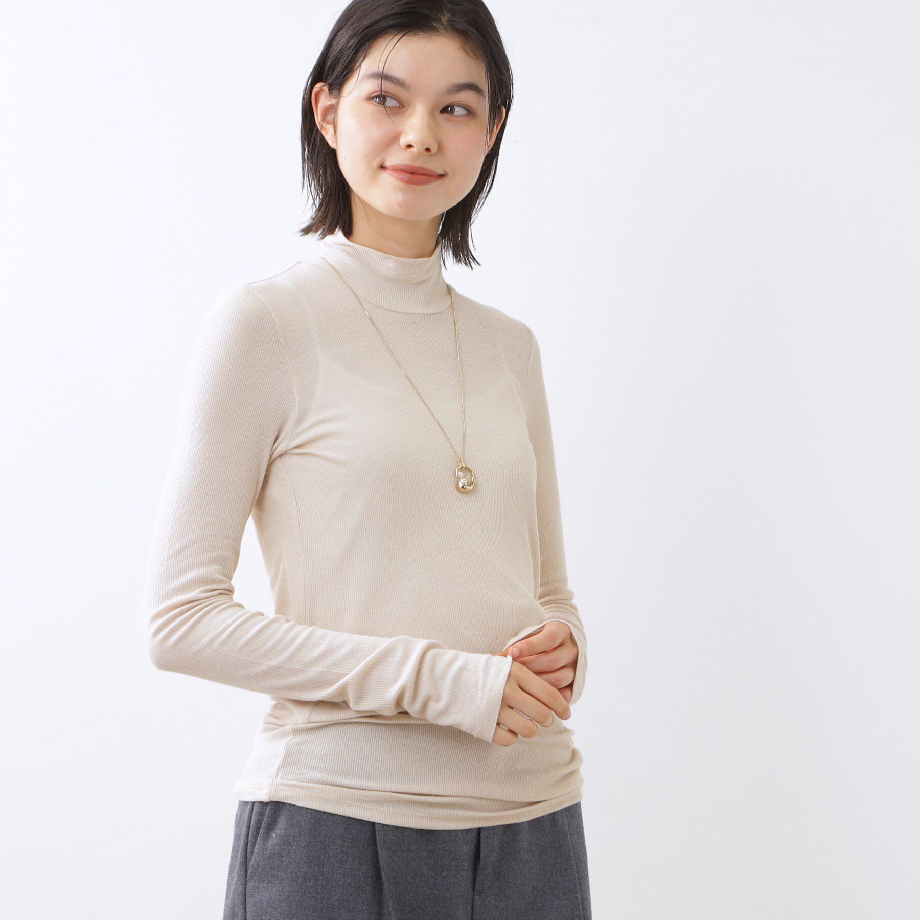 Reflect「【重ね着に大活躍◎／暖か保湿素材】プチタートルネックニット」|ニット・セーター|ライトベージュ(05