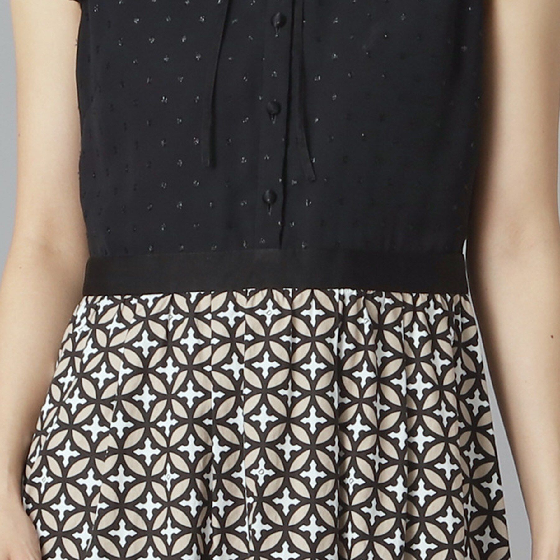 DRESSTERIOR「【ウォッシャブル】オーバーラップウィングスリーブドレス」|ワンピース|