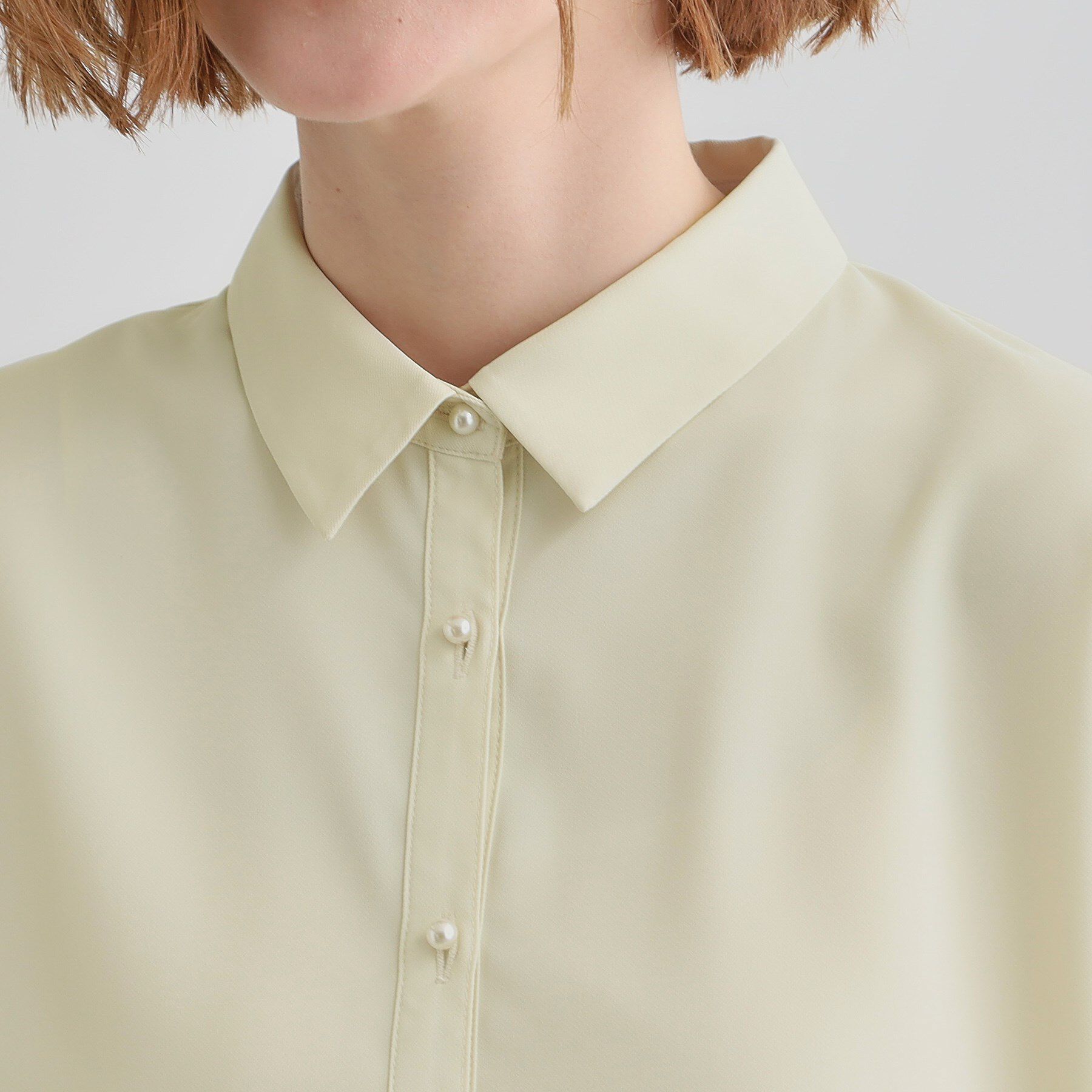 grove「【雑誌掲載】お手入れ楽ちんが嬉しい機能付き！大人のキレイとろみシャツ」|シャツ・ブラウス|