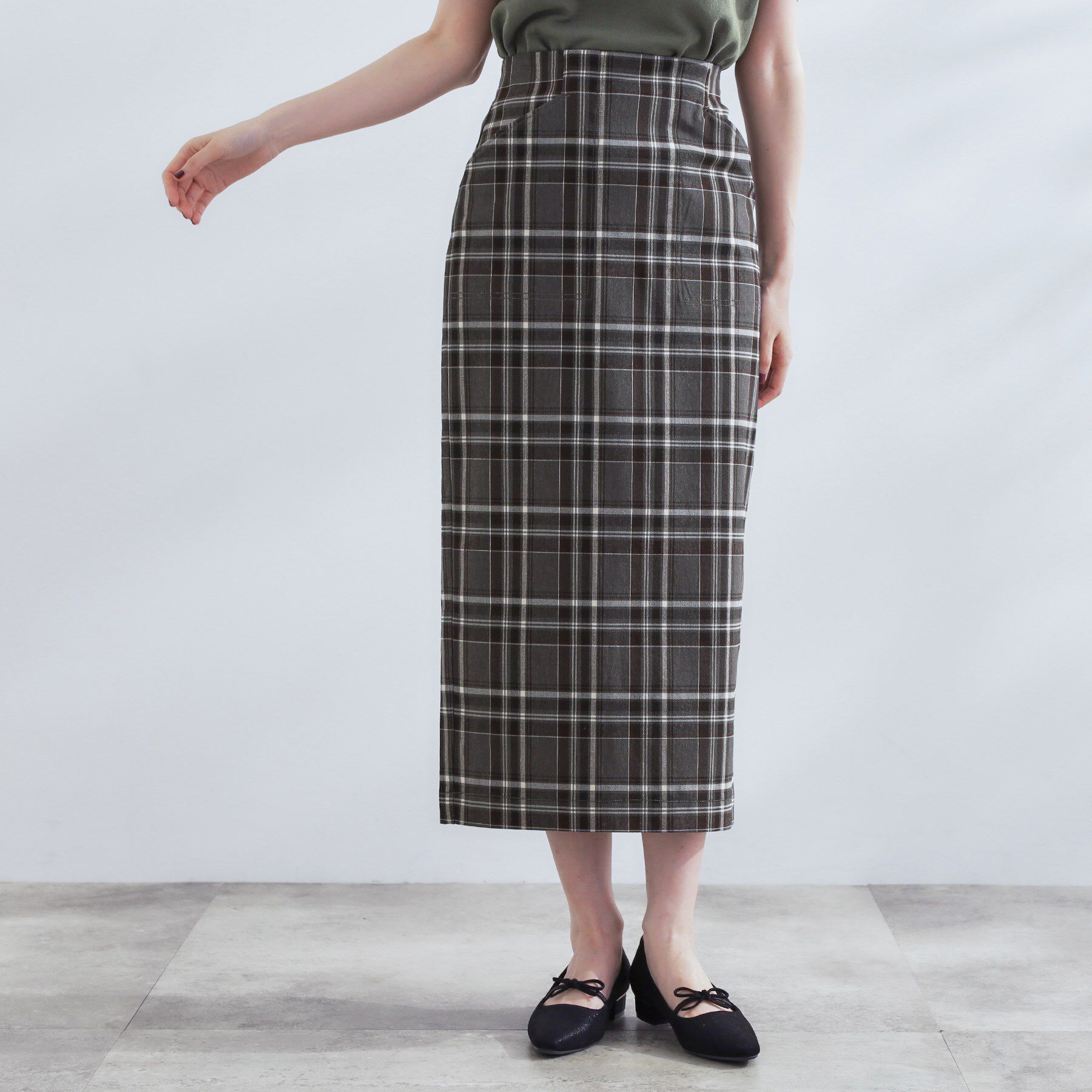 grove「360&deg;伸びて楽なはき心地　すっきり見えタイトスカート」|スカート|