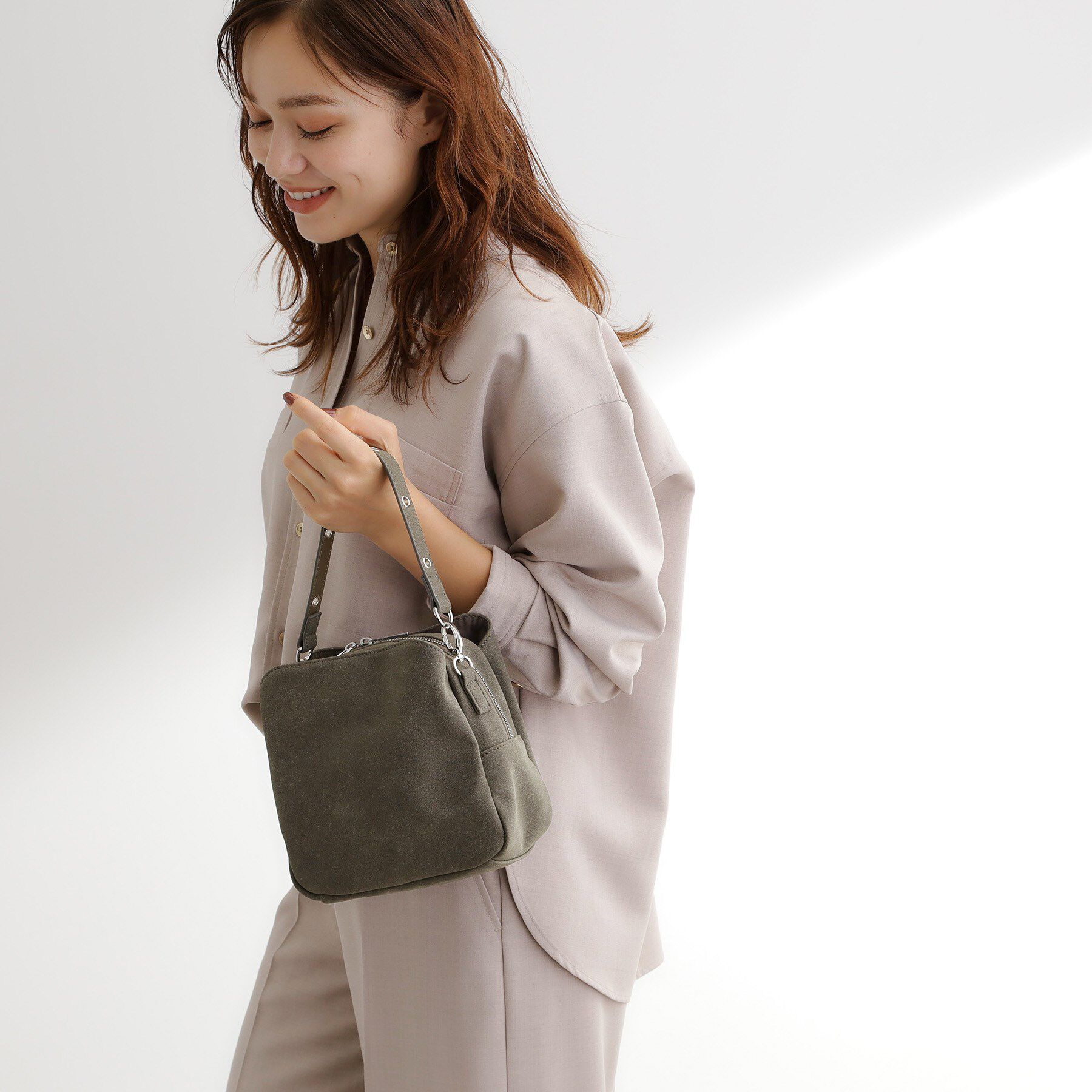 grove「スクエアハトメダブルショルダー」|ショルダー・メッセンジャー|