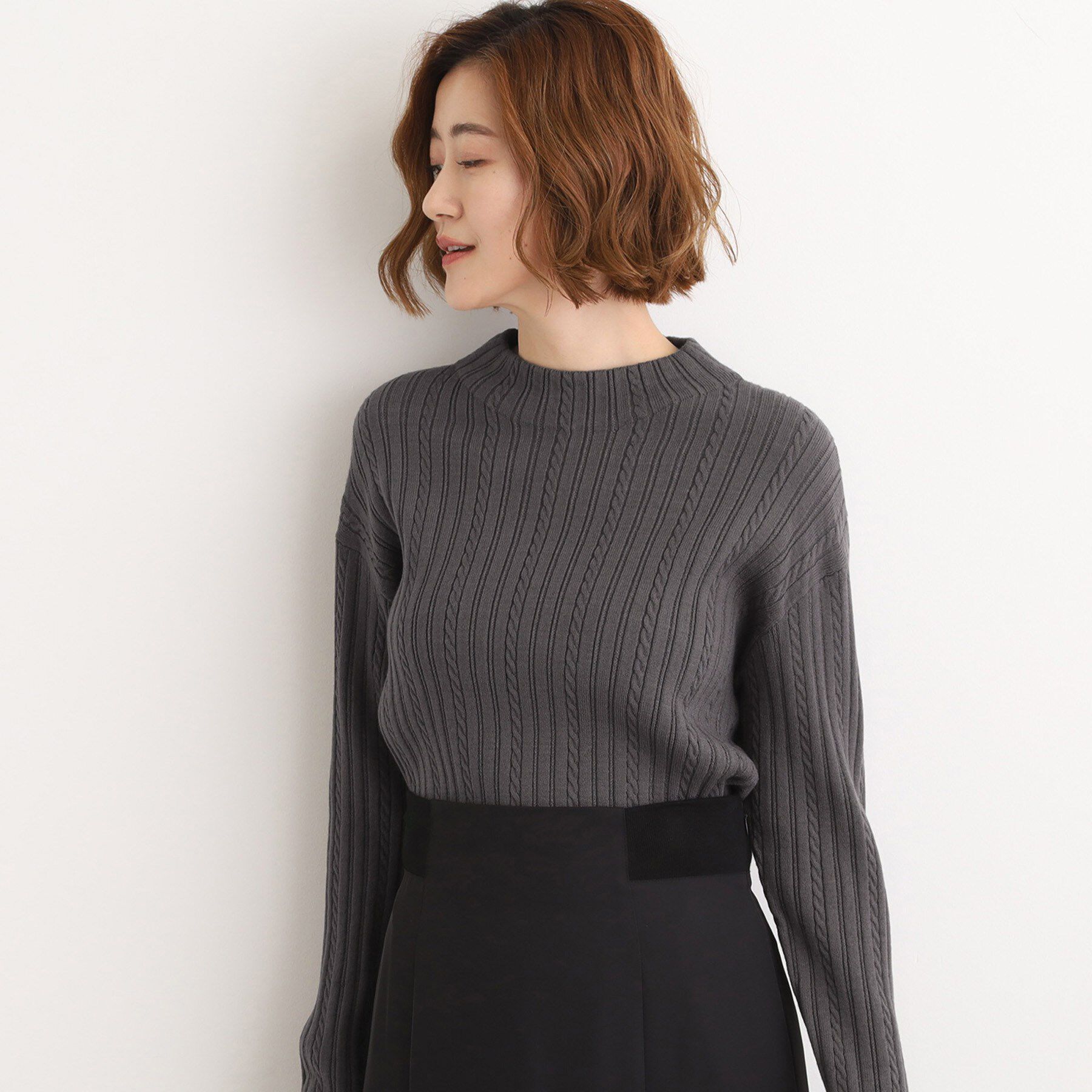 grove「【毛玉軽減／洗える】クロップドミニケーブルニット」|ニット・セーター|