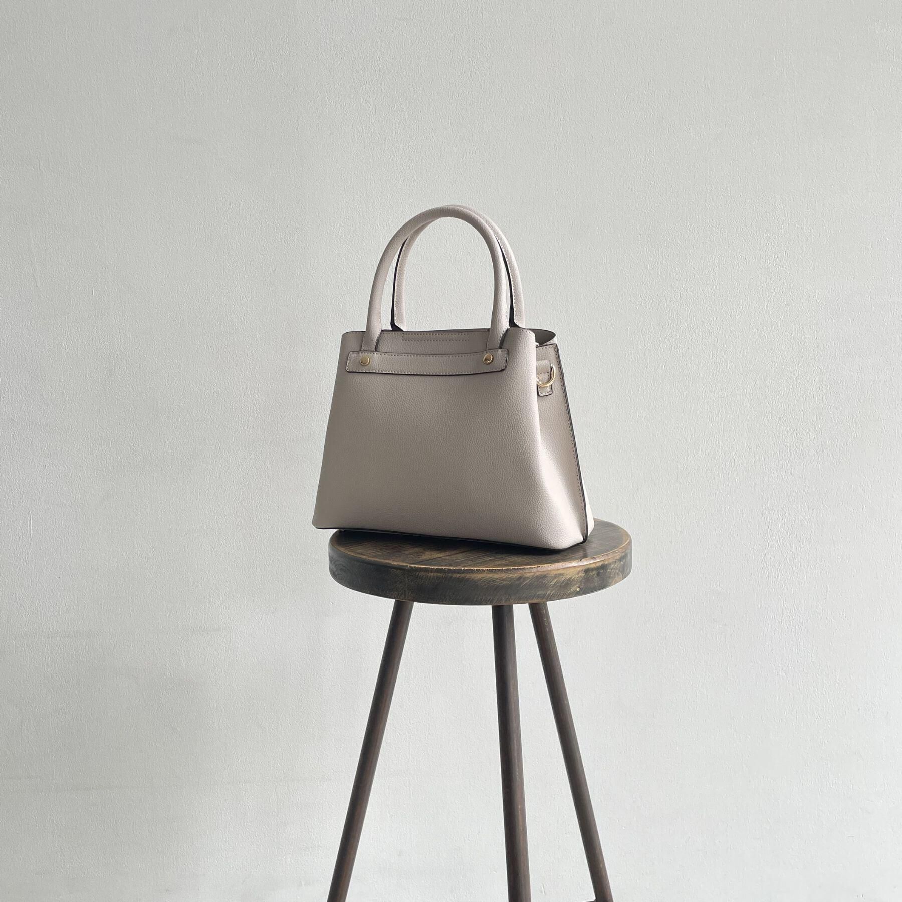 grove「スタッズ中仕切り2WAYトート」|トートバッグ|