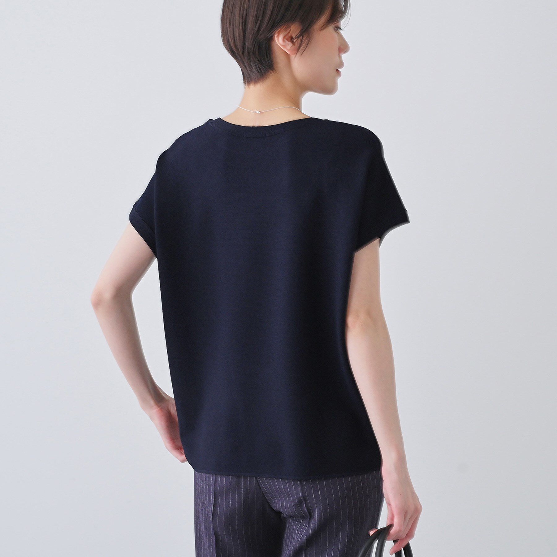 INDIVI「新色登場！【洗える／清涼感】レーヨンストレッチ フレンチスリーブニット」|ニット・セーター|