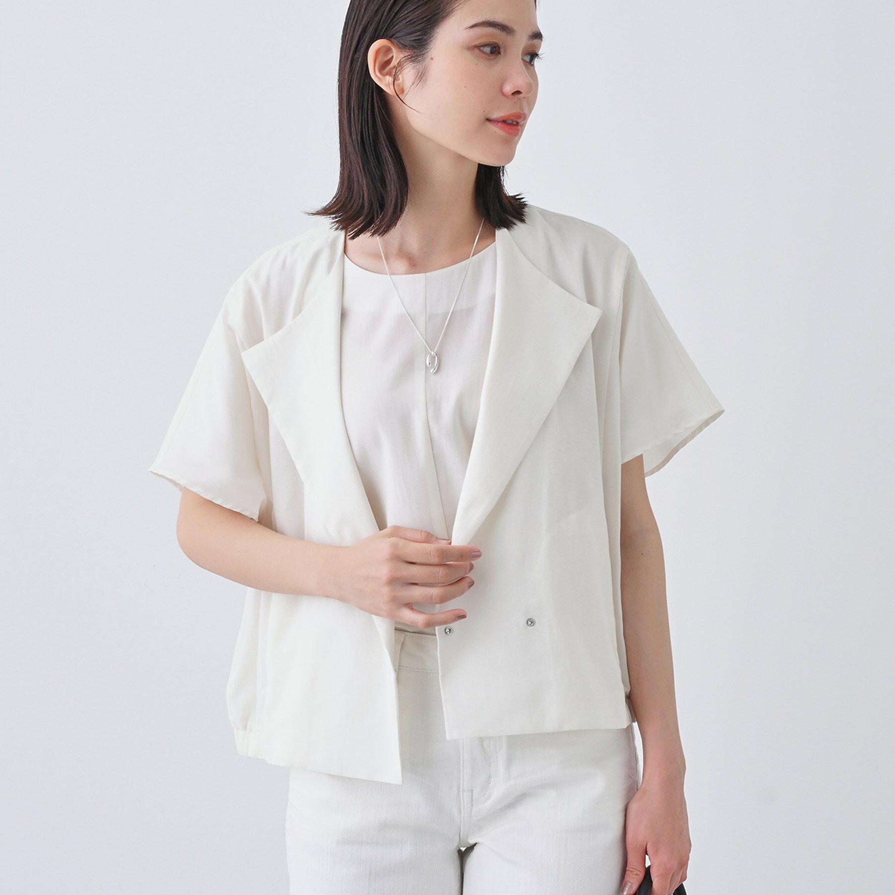 INDIVI「【通気性◎撥水／UVケア】フレンチスリーブ ブラウスライクジャケット」|テーラードジャケット|オフホワイト(003