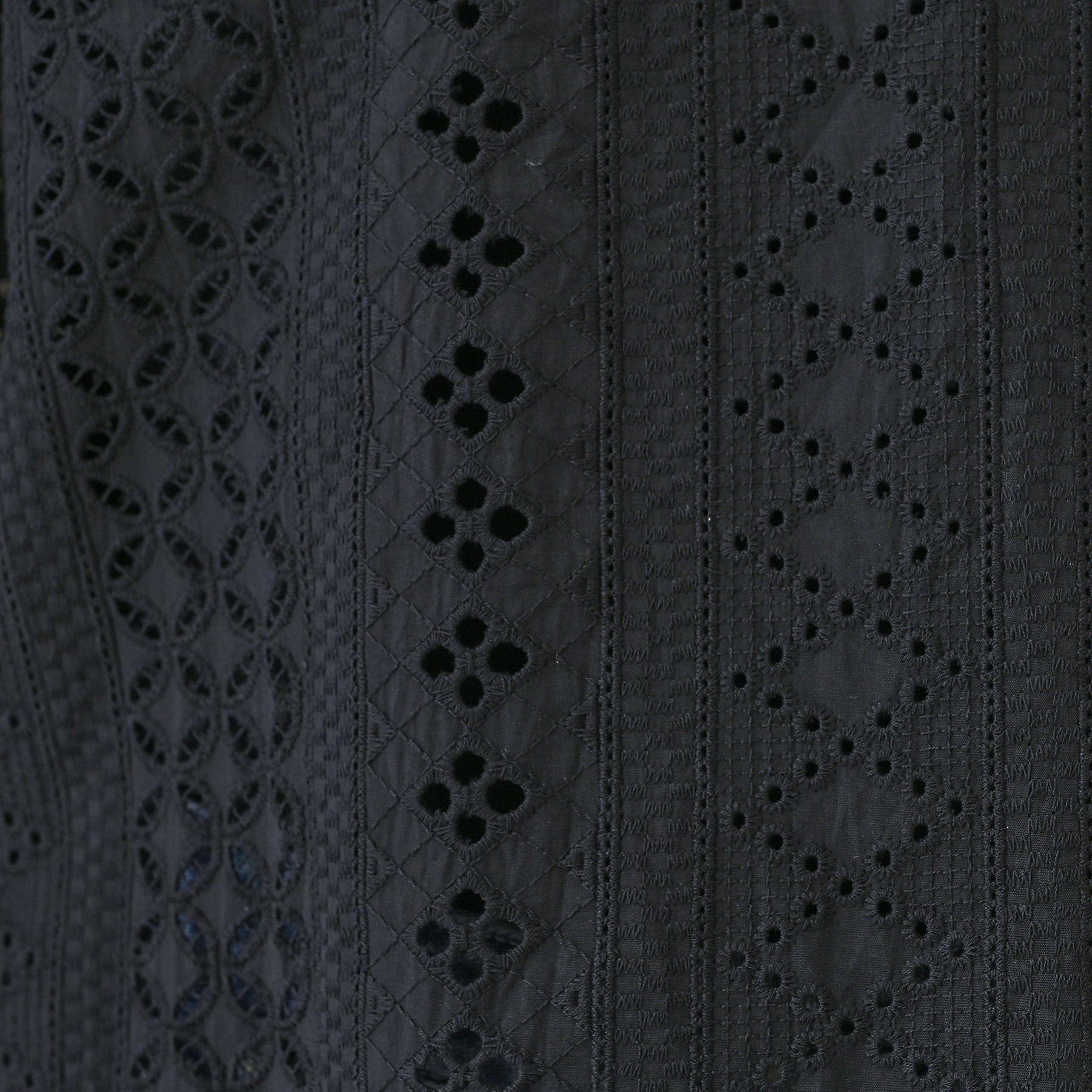 INDIVI「【刺繍／レース】スラッシュネックブラウス」|シャツ・ブラウス|