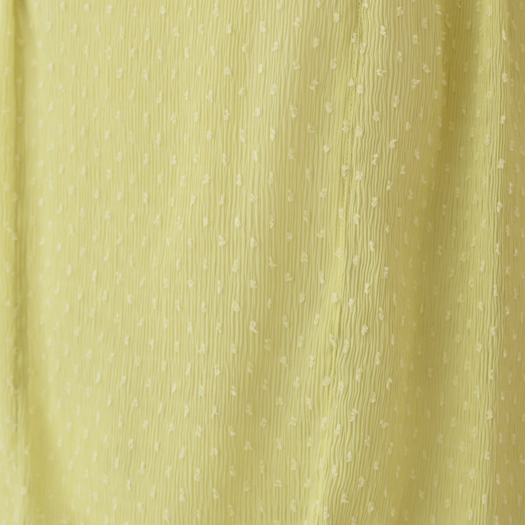 INDIVI「【洗える／ドット柄／凹凸素材】袖コンシャスドルマンブラウス」|シャツ・ブラウス|