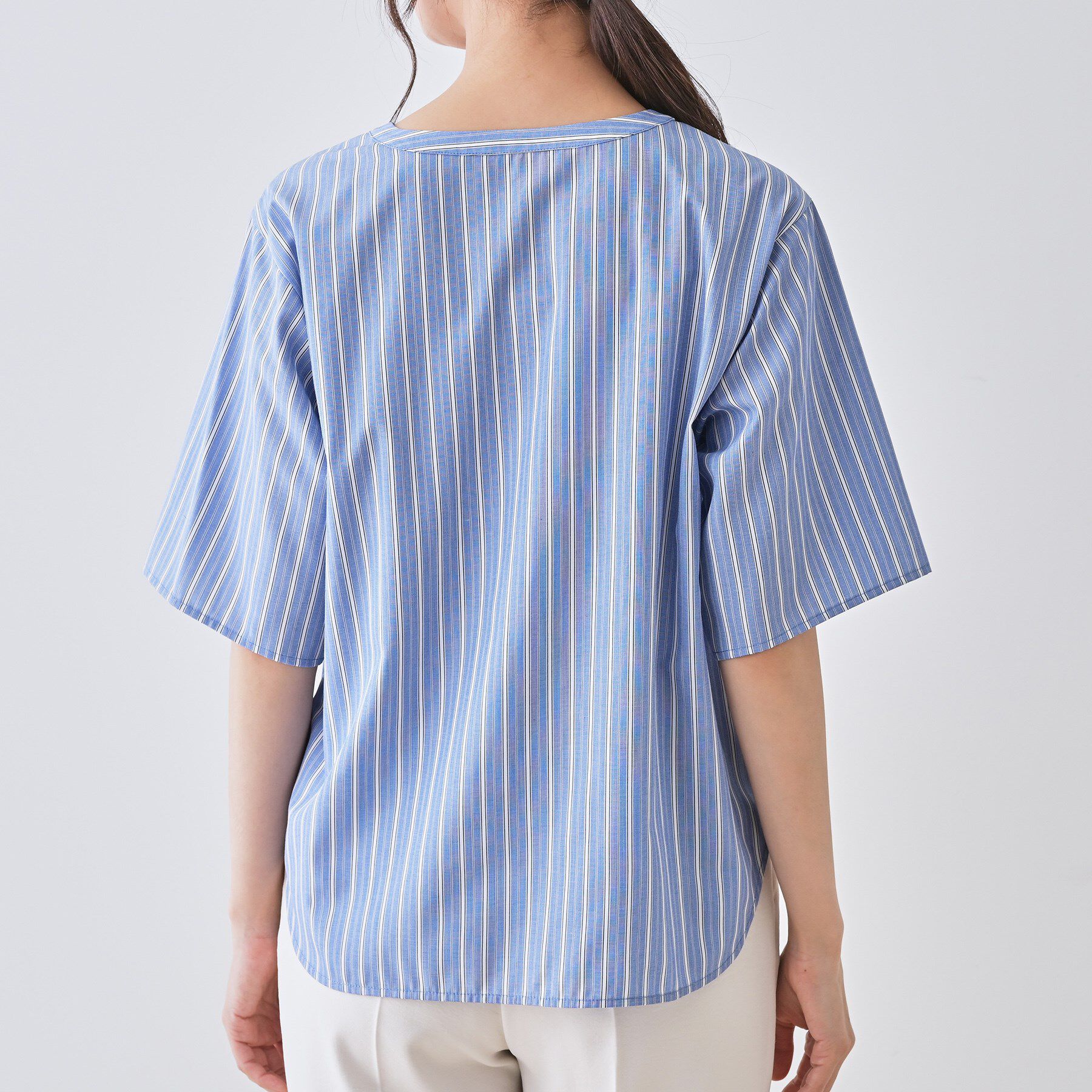 INDIVI「【洗える】胸元タックフリルブラウス」|シャツ・ブラウス|