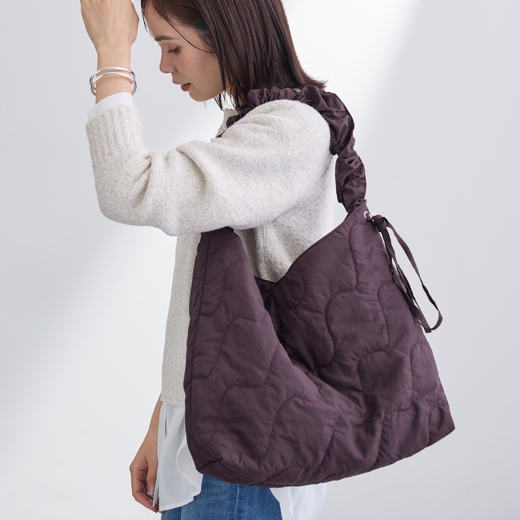 INDIVI「【新色登場！超軽量】2WAYドロストショルダーバッグ」|ショルダー・メッセンジャー|ボルドー(064)