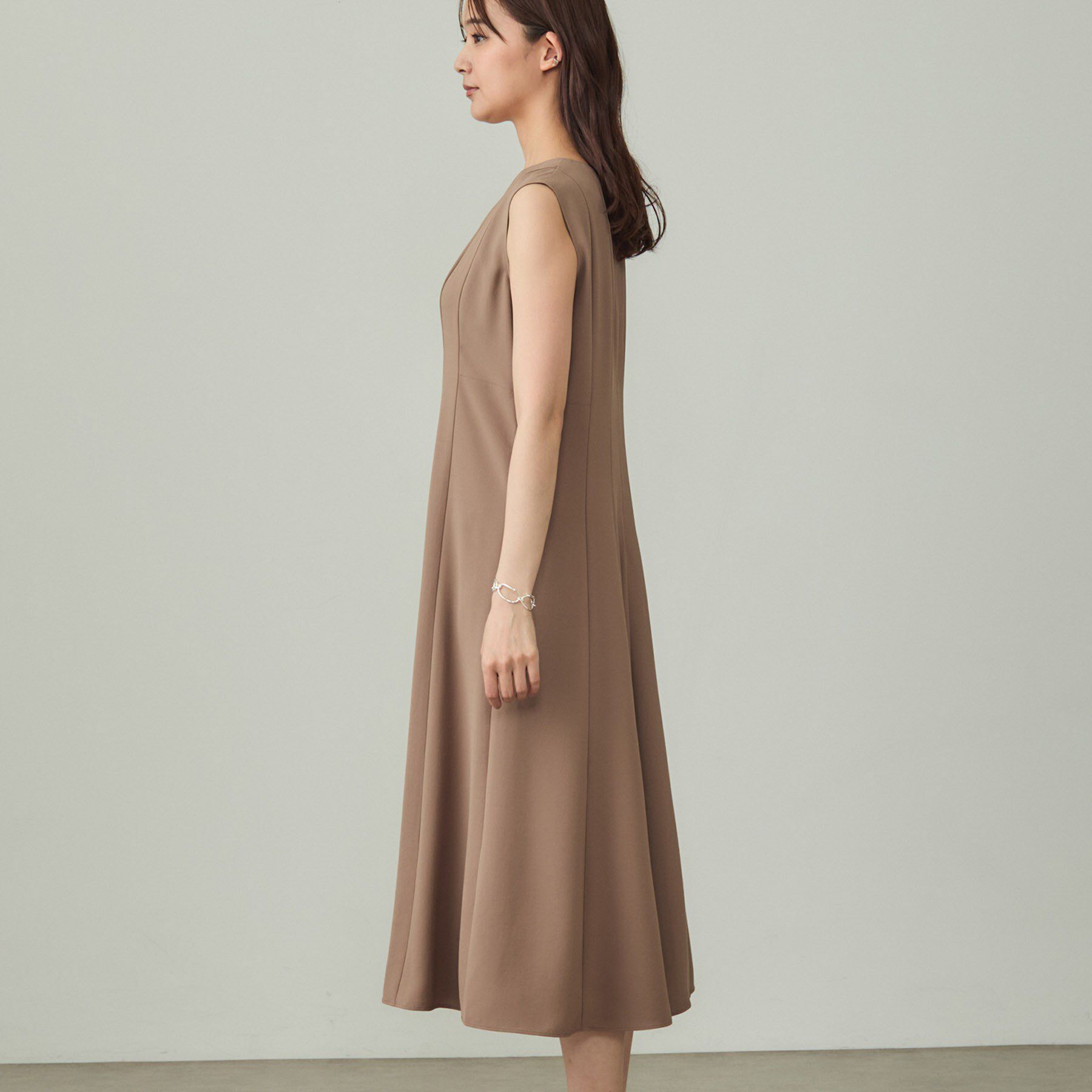 INDIVI「【美シルエット】ノースリーブワンピース」|ワンピース|