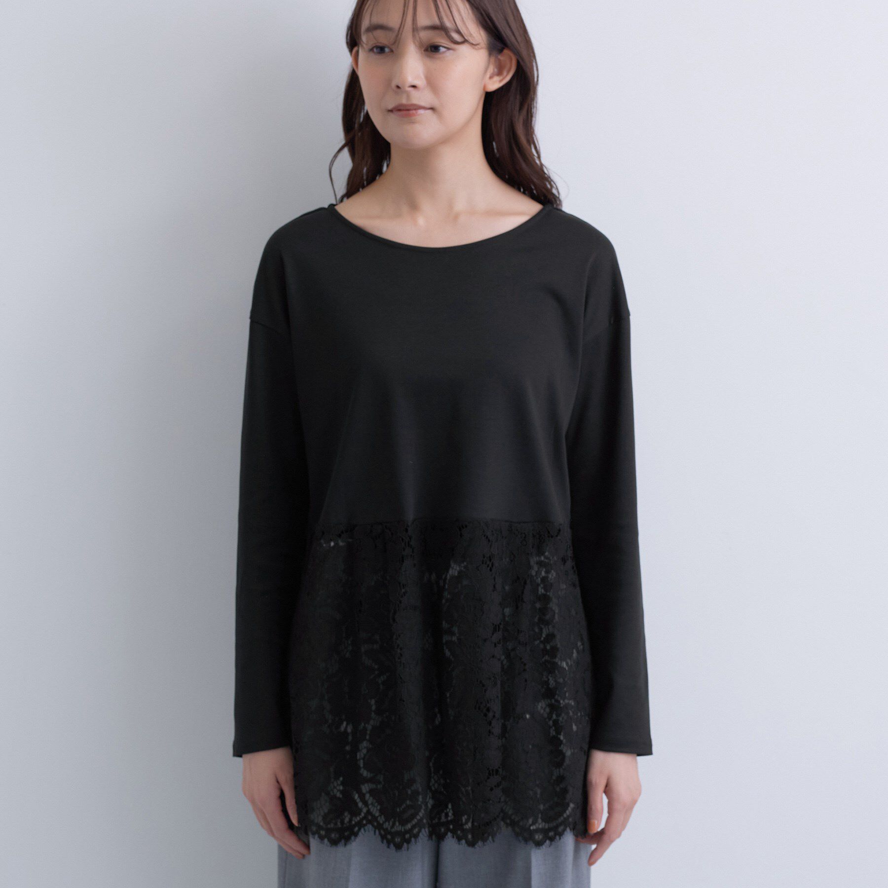 INDIVI「【レイヤードにおすすめ】レース切り替えカットソー」|Tシャツ・カットソー|