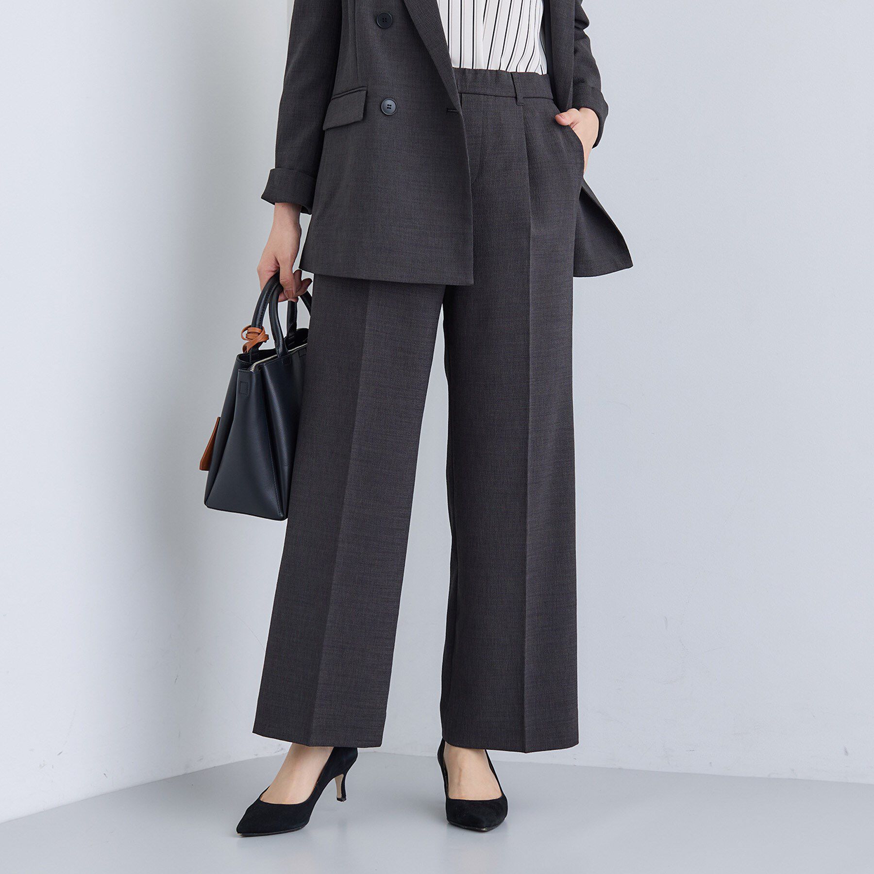 INDIVI「【洗える／セットアップ可能】凹凸ストレッチ素材ストレートパンツ」|その他|スミクロ(718)