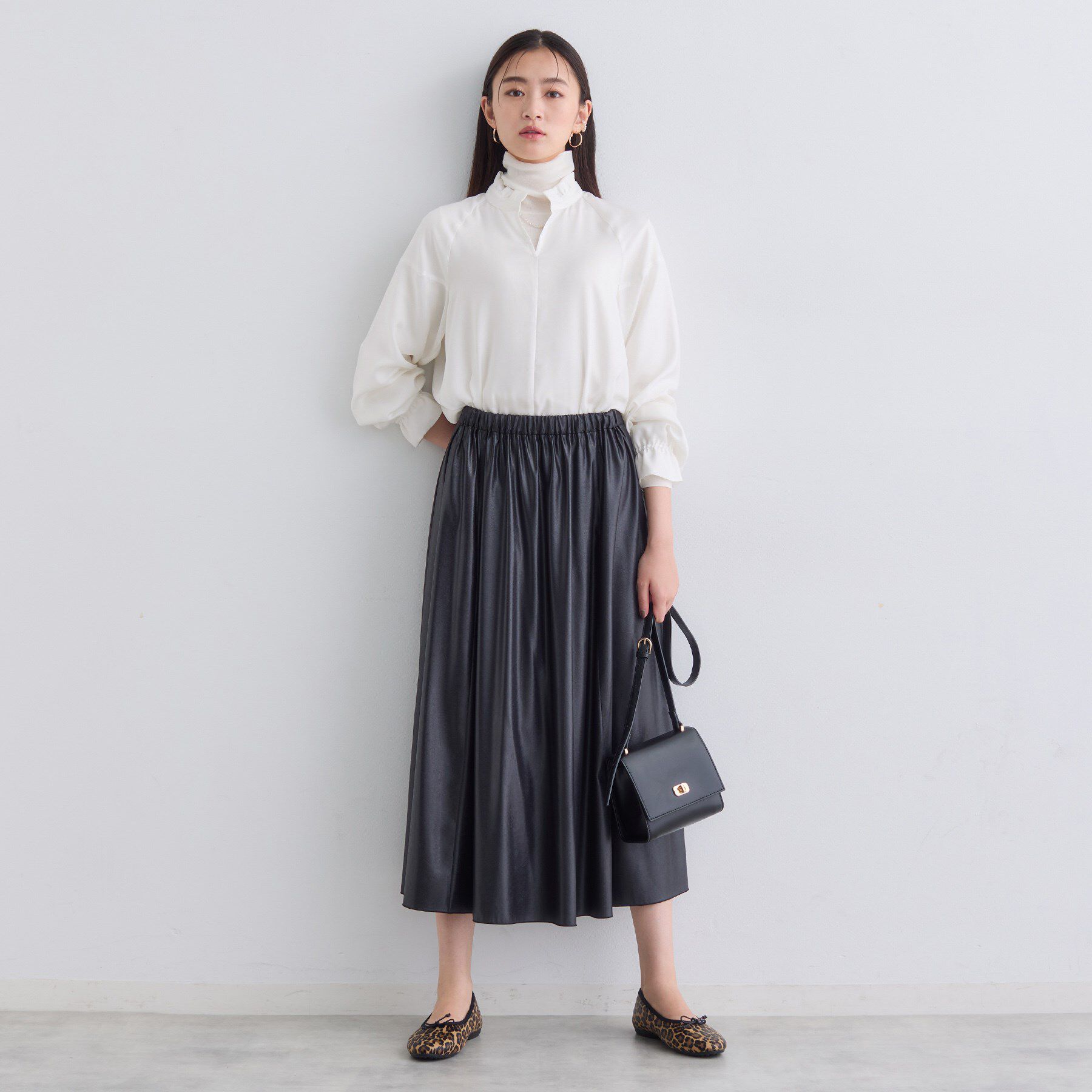 INDIVI「ジオメプリントボウタイブラウス」|シャツ・ブラウス|