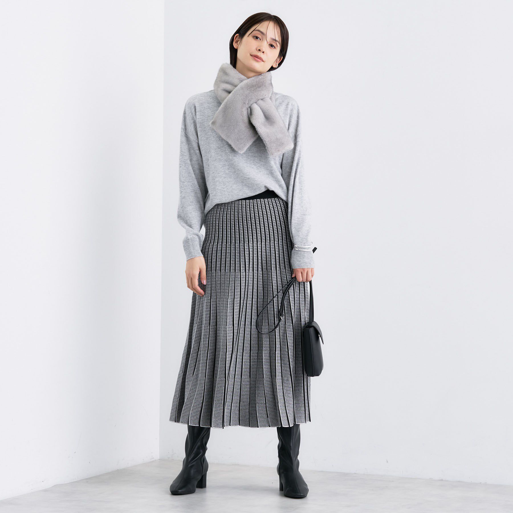 INDIVI「【洗える／カシミヤ混】ボトルネック ドルマンスリーブニット」|ニット・セーター|