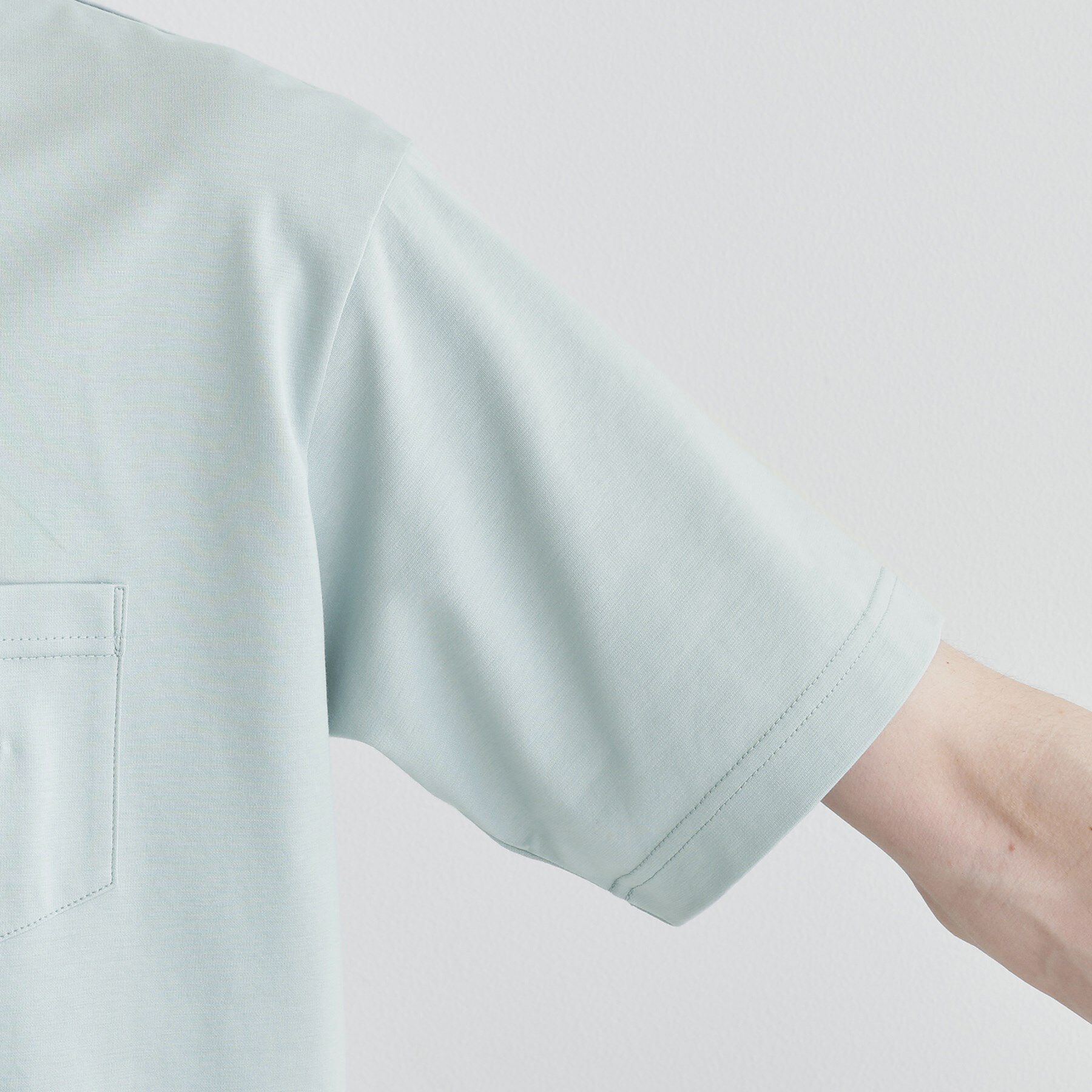 TAKEO KIKUCHI「【COOL CITY WEAR】ワンポイント刺しゅう ポケットTシャツ /接触冷感」|Tシャツ・カットソー|