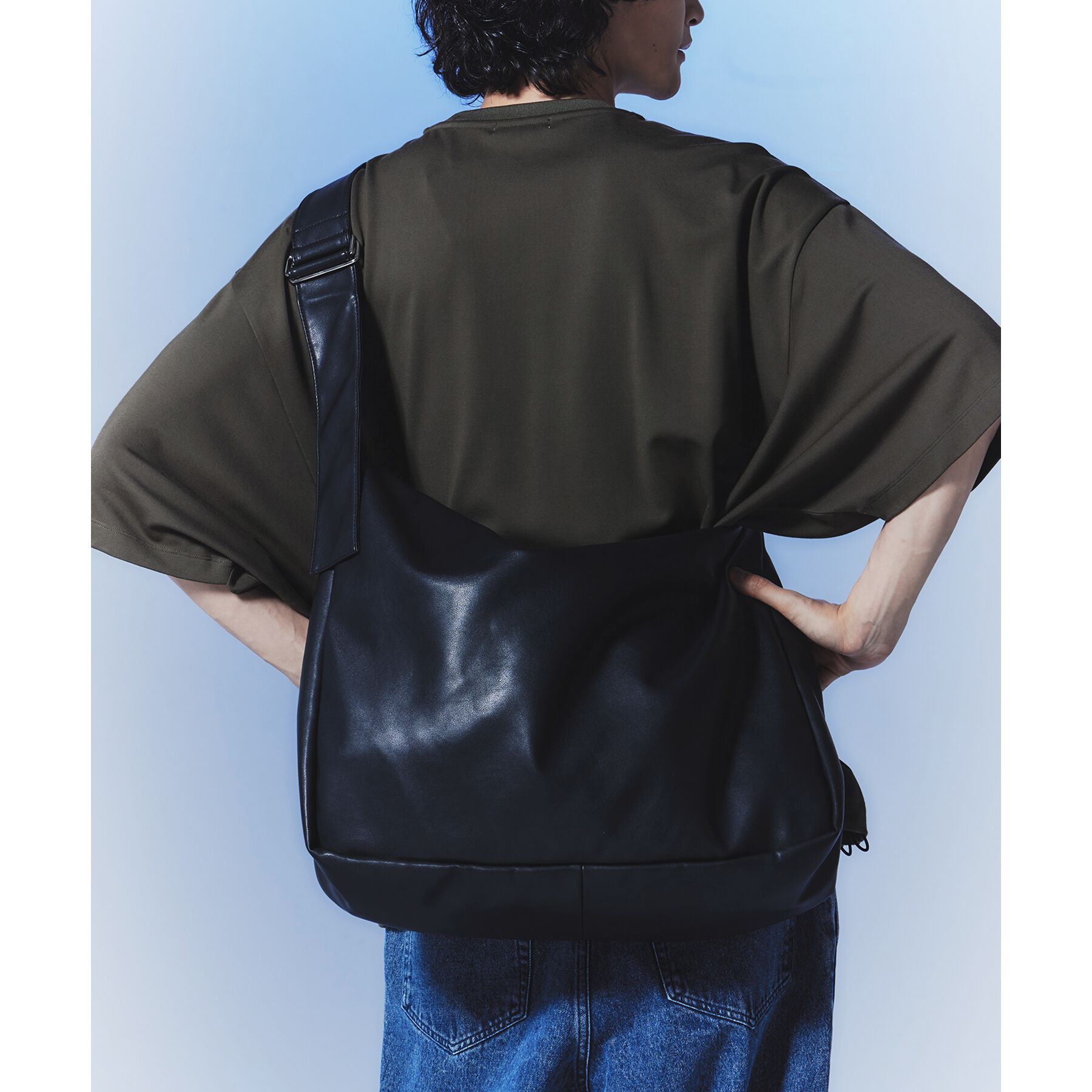 tk.TAKEO KIKUCHI「ビッグショルダーバッグ」|ショルダー・メッセンジャー|