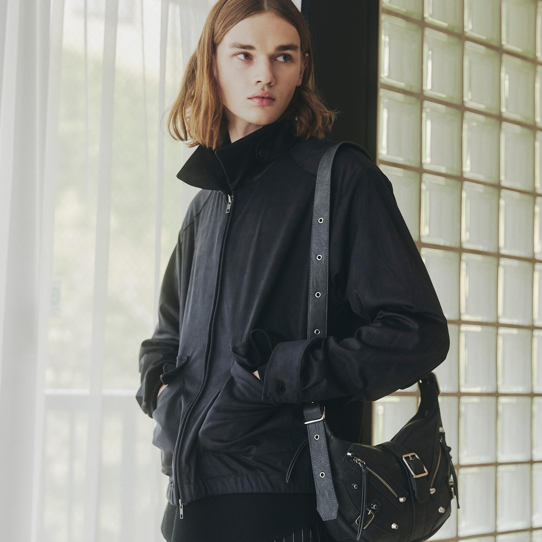 tk.TAKEO KIKUCHI「フェイクスエードシャツアウター」|ブルゾン・スタジャン|ブラック(019)