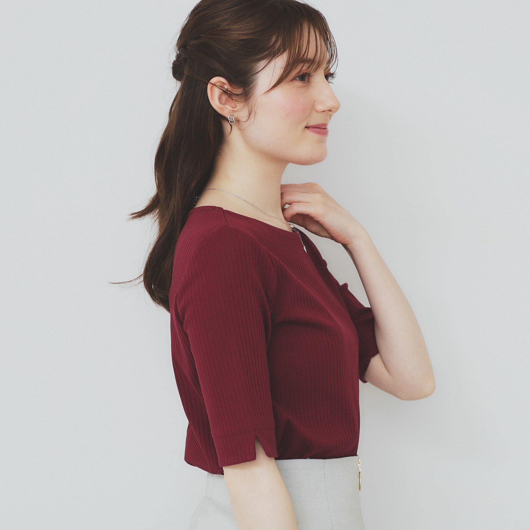 index「《7色展開/XS-LLサイズ》ボートネックリブトップス【UV/洗濯機洗い可】」|Tシャツ・カットソー|