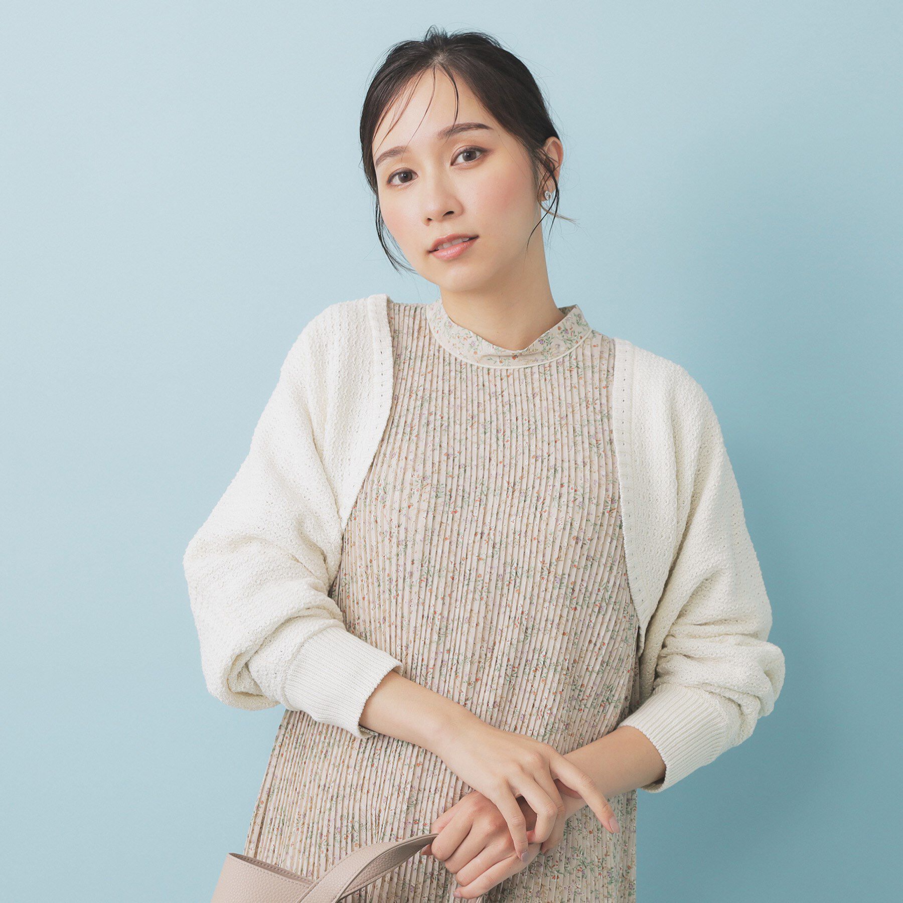 index「ボレロカーディガン【洗濯機OK抗ピル】」|カーディガン|オフホワイト(803