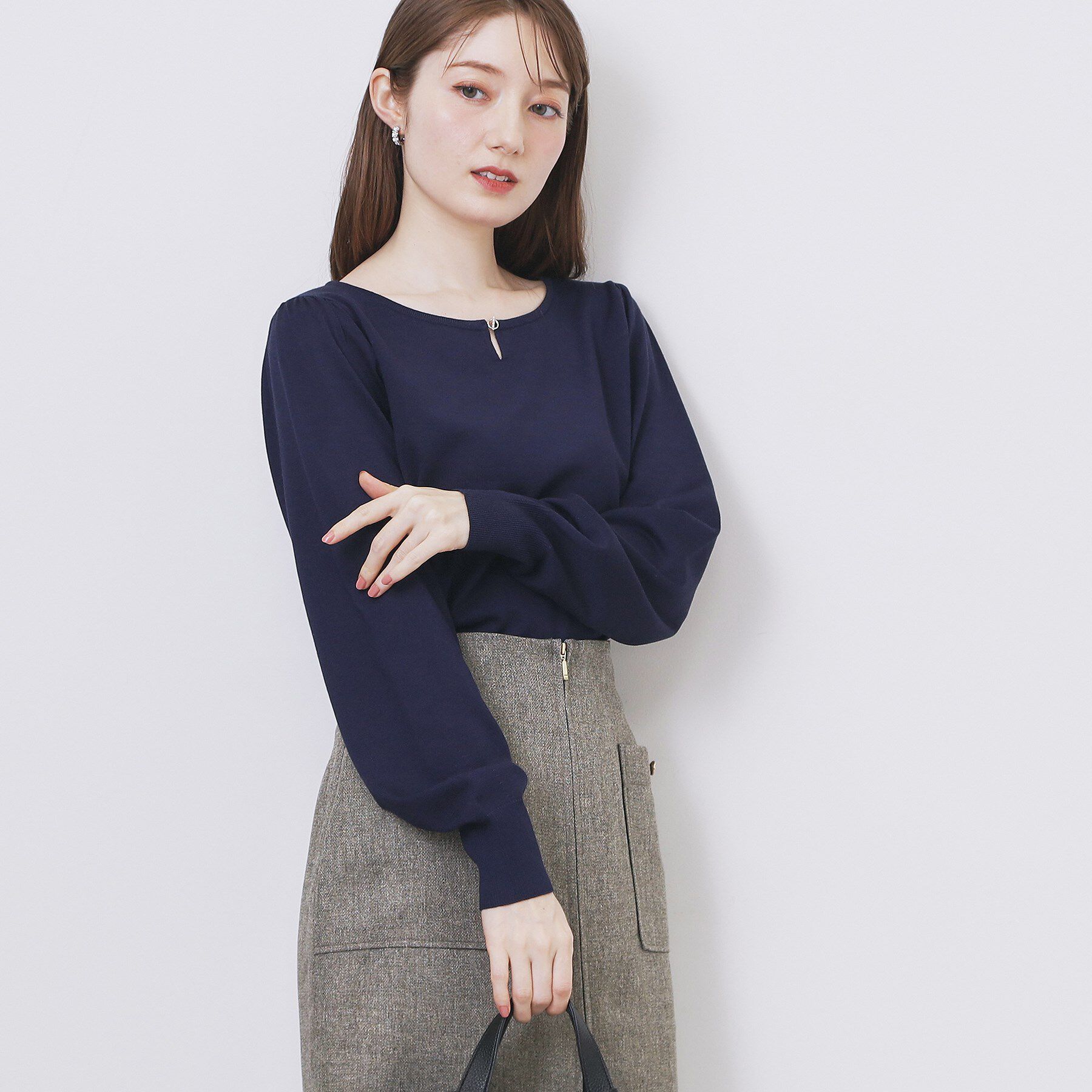 index「パール調パーツ付きクルーネックニット【洗濯機OK】《8col/XS～3L》」|ニット・セーター|