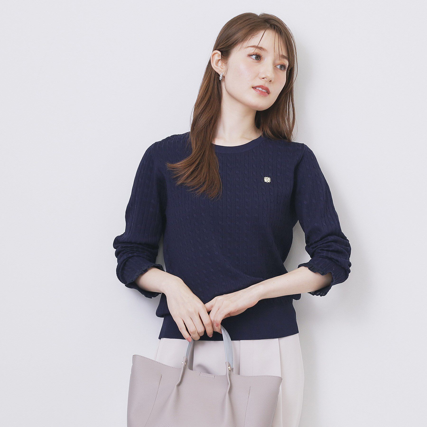 index「ゴールドプレート付きケーブルニット【洗濯機OK】」|ニット・セーター|