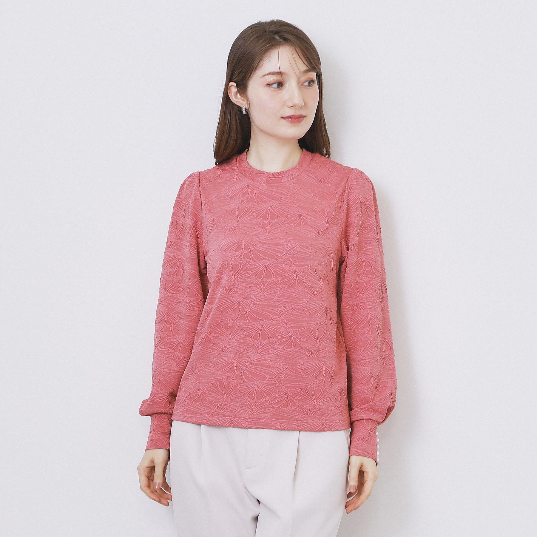 index「フラワージャカードパフスリーブトップス【洗濯機OK】」|Tシャツ・カットソー|