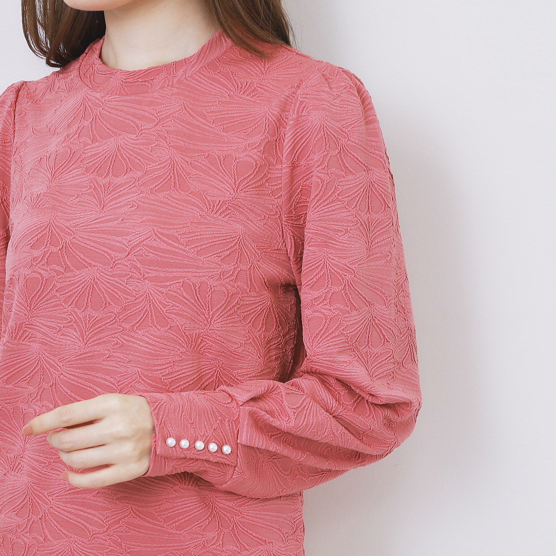 index「フラワージャカードパフスリーブトップス【洗濯機OK】」|Tシャツ・カットソー|