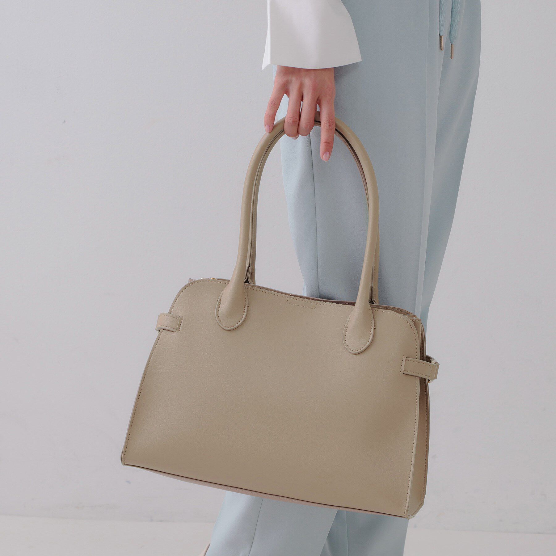 OPAQUE.CLIP「スムース合皮デザインミドルボストンバッグ」|ボストンバッグ|