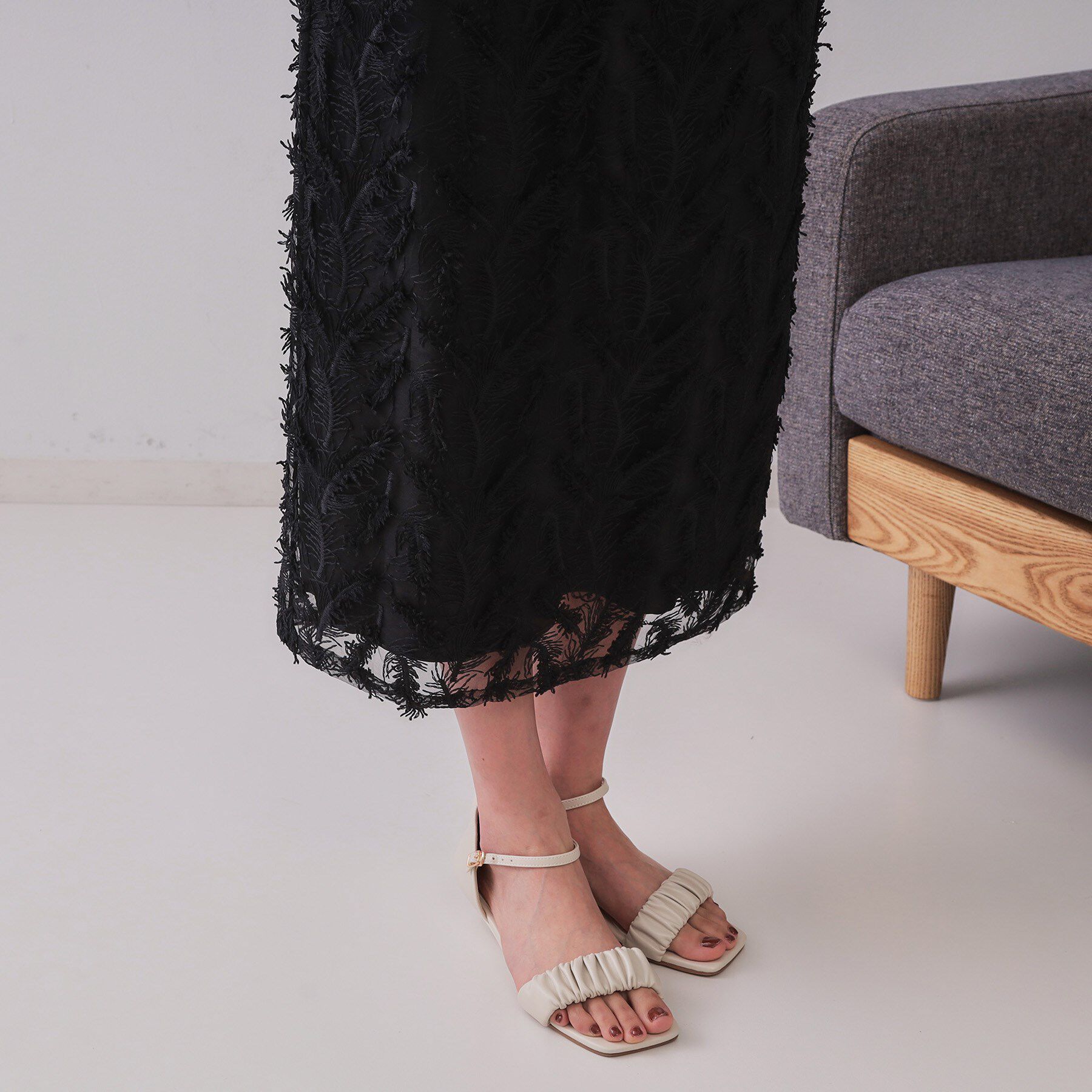 OPAQUE.CLIP「《andGIRL掲載》立体モチーフレースタイトスカート【洗濯機洗い可】」|スカート|