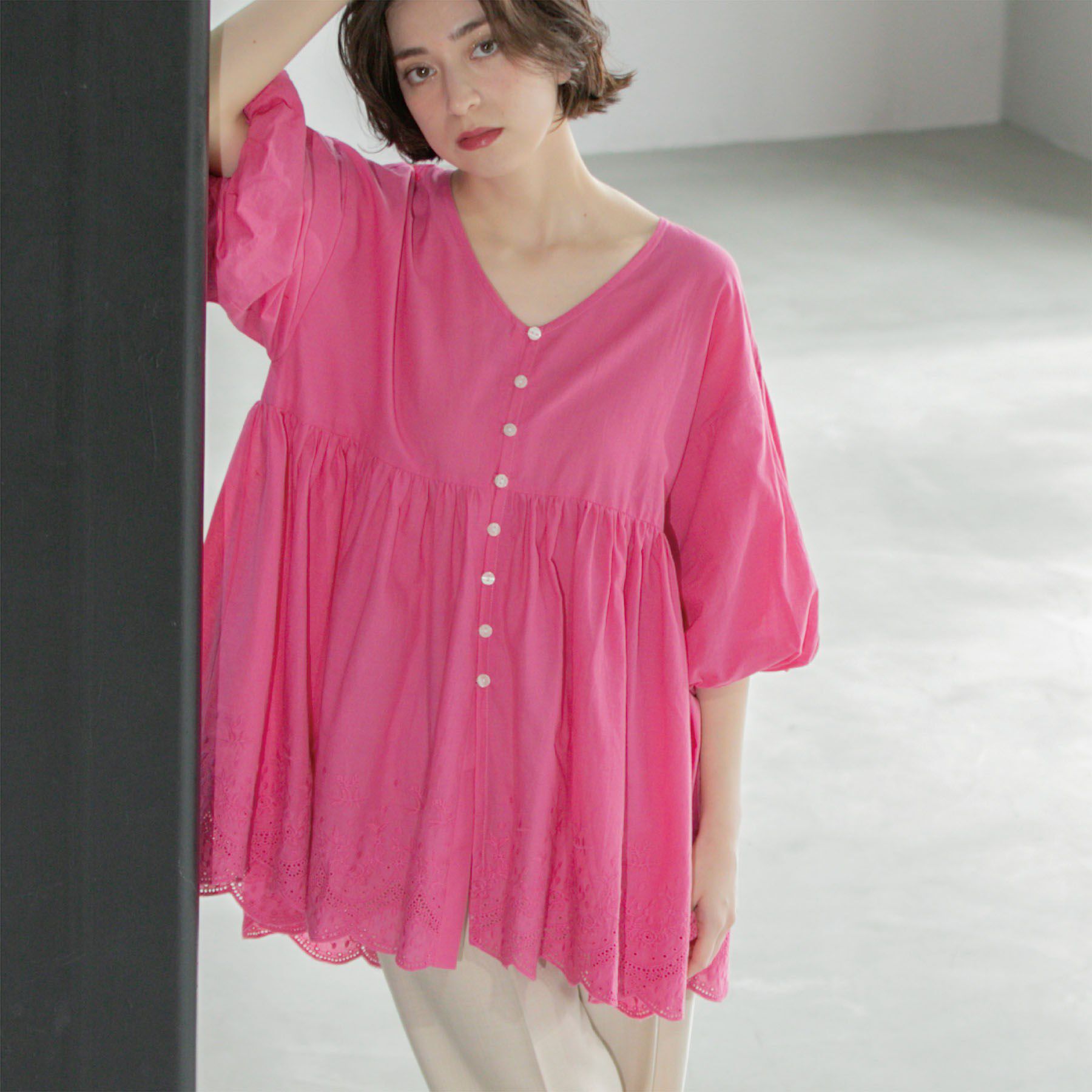 OPAQUE.CLIP「バルーン袖スカラップ刺繍レースチュニック」|シャツ・ブラウス|