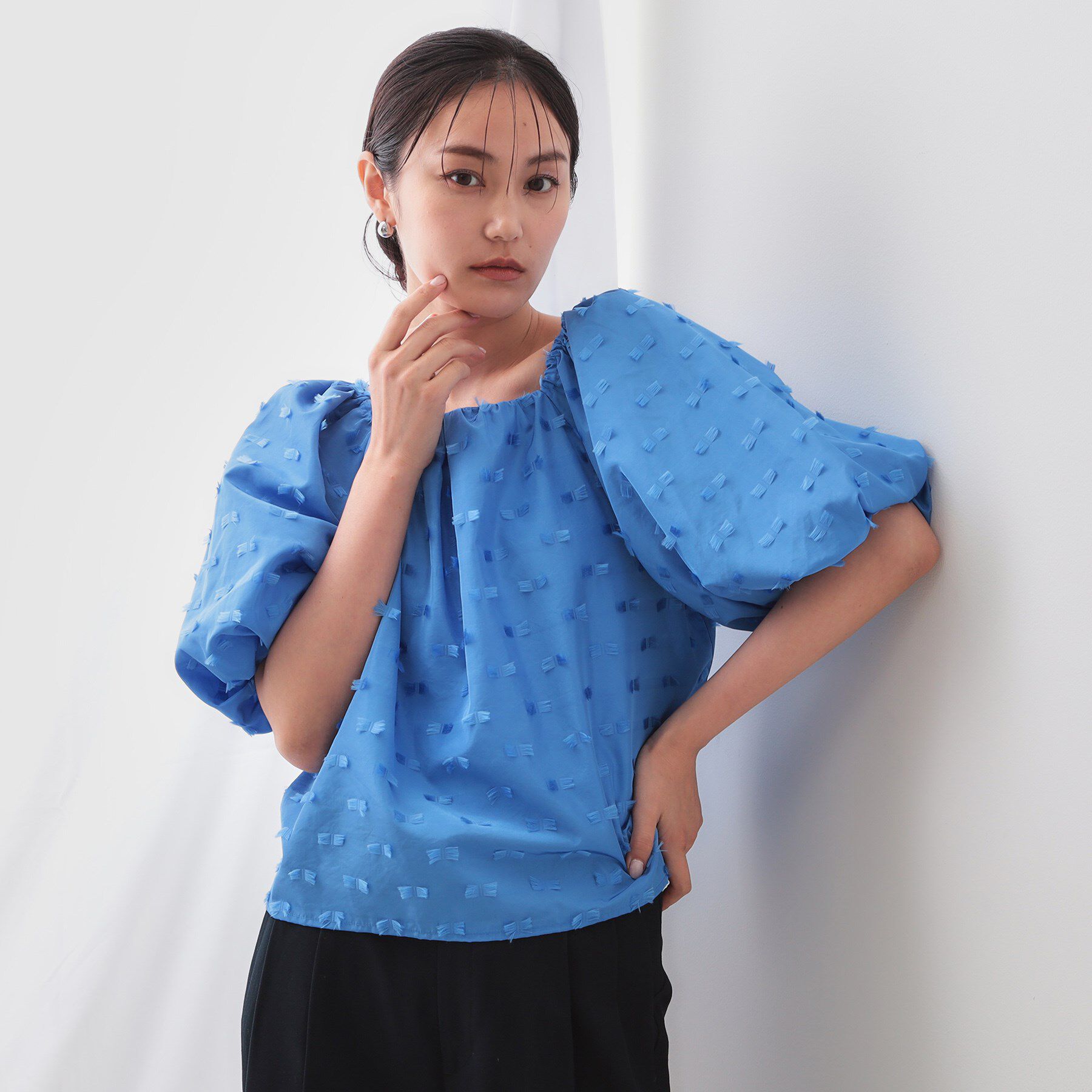 OPAQUE.CLIP「ジャカードボリュームブラウス【洗濯機洗い可】」|シャツ・ブラウス|ブルー(092)
