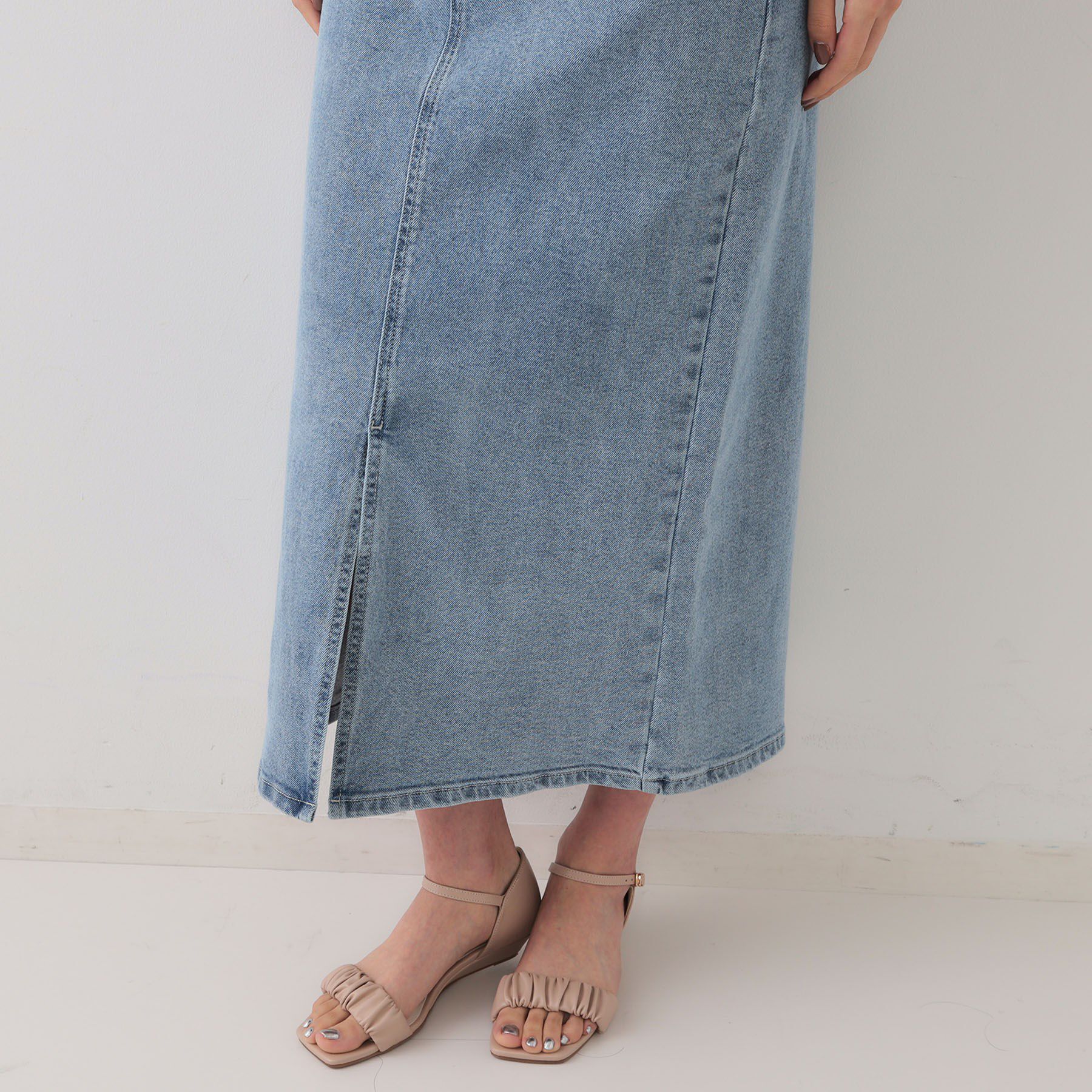 OPAQUE.CLIP「デニムナロースカート【洗濯機洗い可】」|スカート|