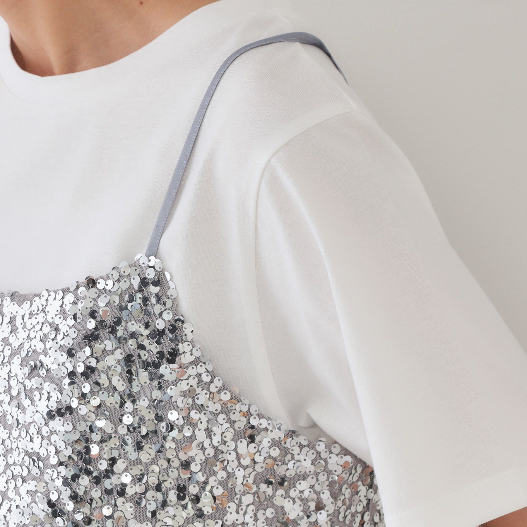 OPAQUE.CLIP「《ツインセット》スパンコールキャミ&times;Tシャツ【洗濯機洗い可】」|その他|