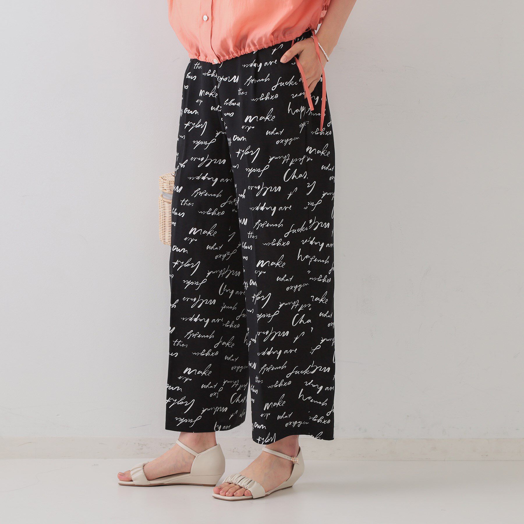 OPAQUE.CLIP「レタープリントイージーワイドパンツ【洗濯機洗い可】」|その他|