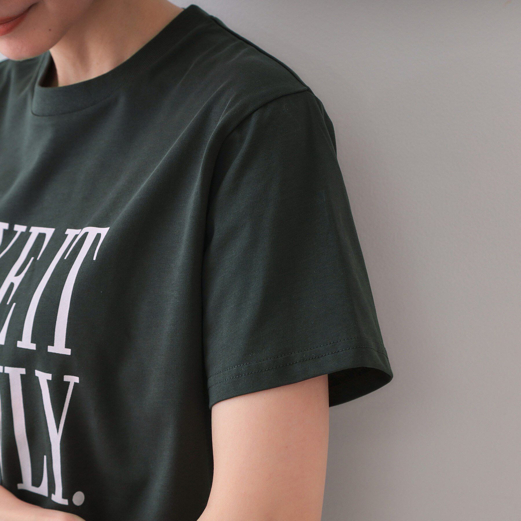 OPAQUE.CLIP「ロゴプリントTシャツ【洗濯機洗い可】」|Tシャツ・カットソー|