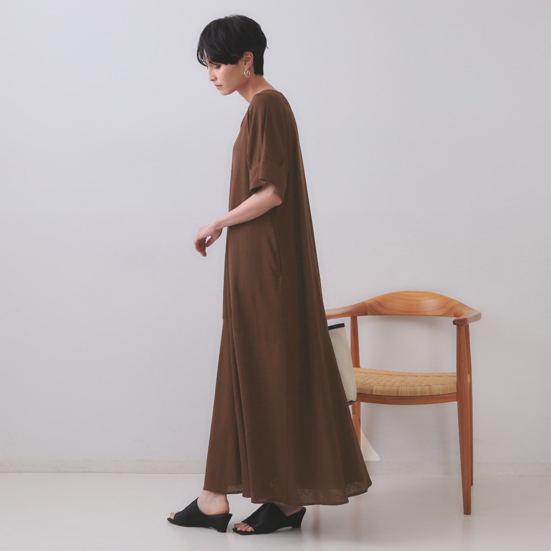 OPAQUE.CLIP「レーヨン麻キーネックワンピース【洗える】」|ワンピース|