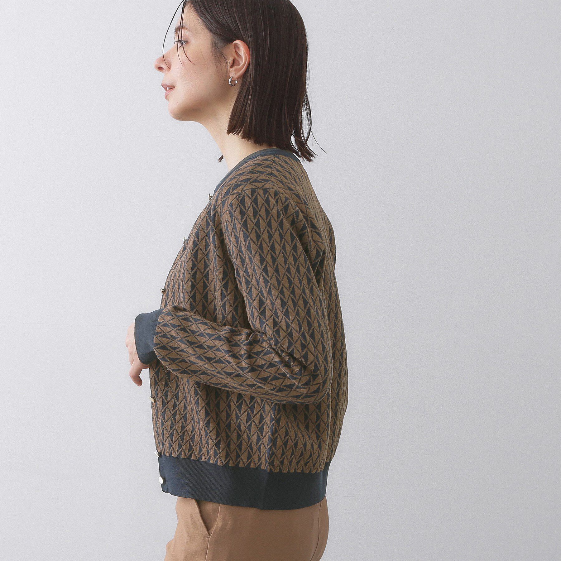 OPAQUE.CLIP「幾何学柄ジャカードニットカーディガン【洗濯機洗い可／抗ピル】」|カーディガン|