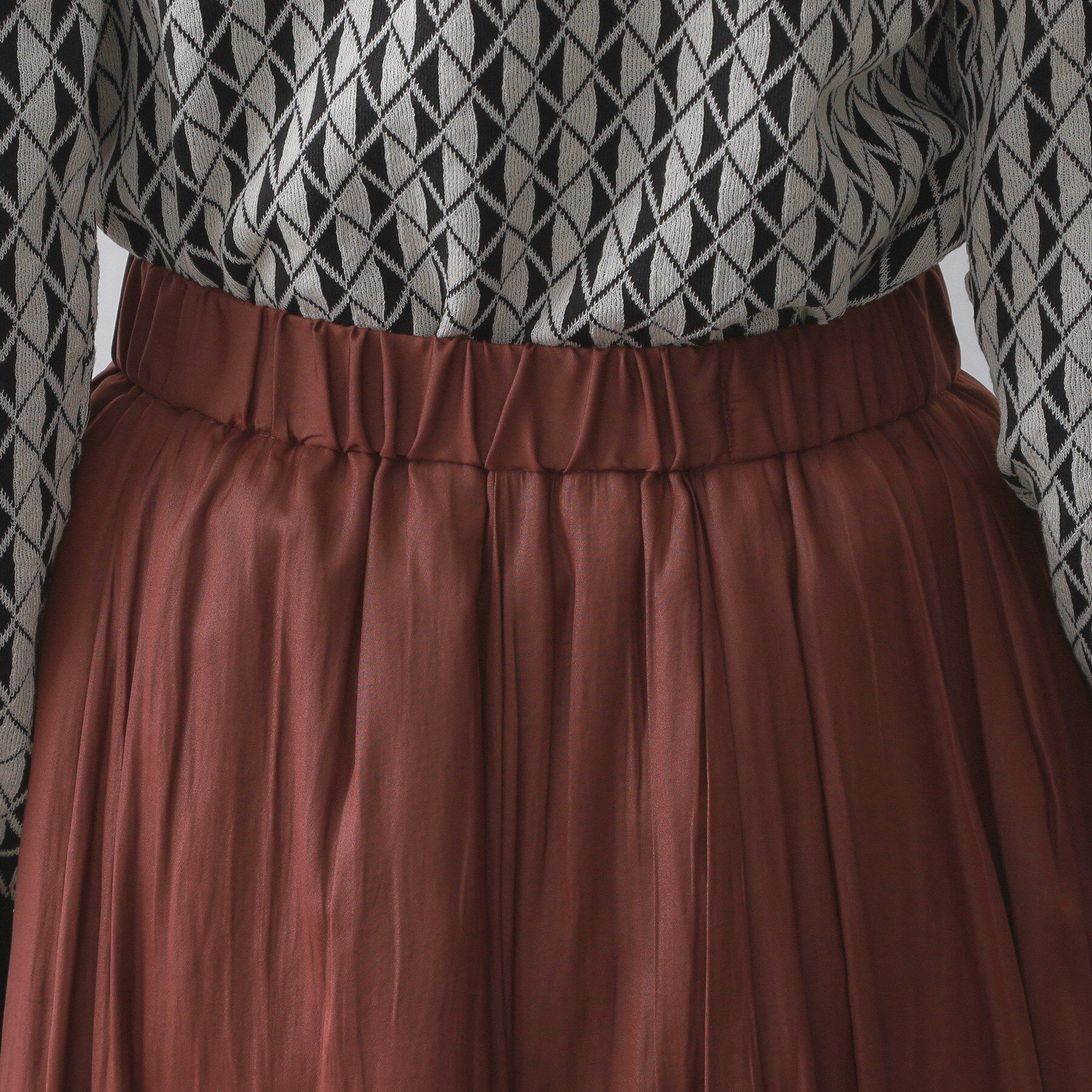 OPAQUE.CLIP「レザーライクタックフレアスカート【洗濯機洗い可】」|スカート|