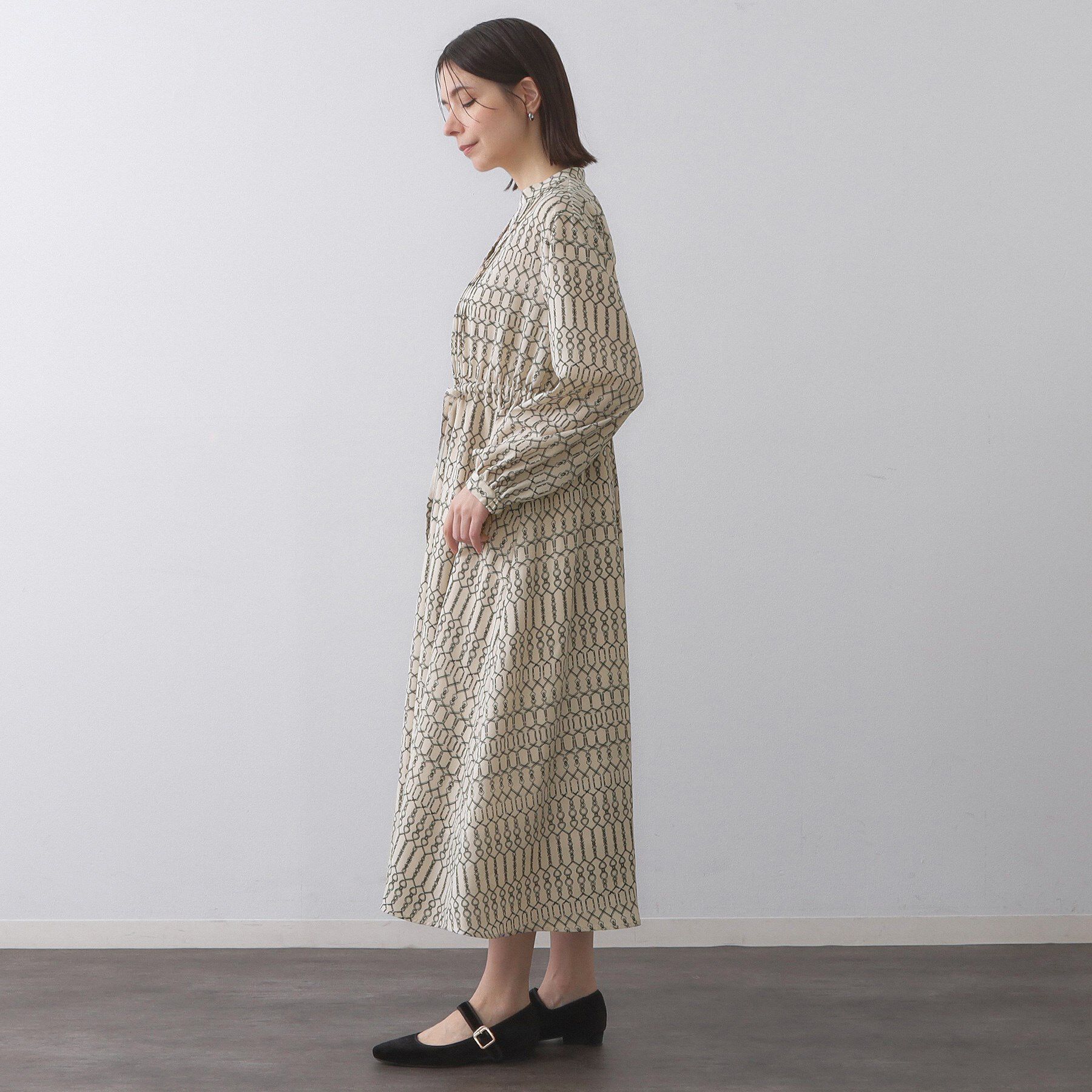 OPAQUE.CLIP「チェーンプリントフィット＆フレアワンピース【洗濯機洗い可〉」|ワンピース|