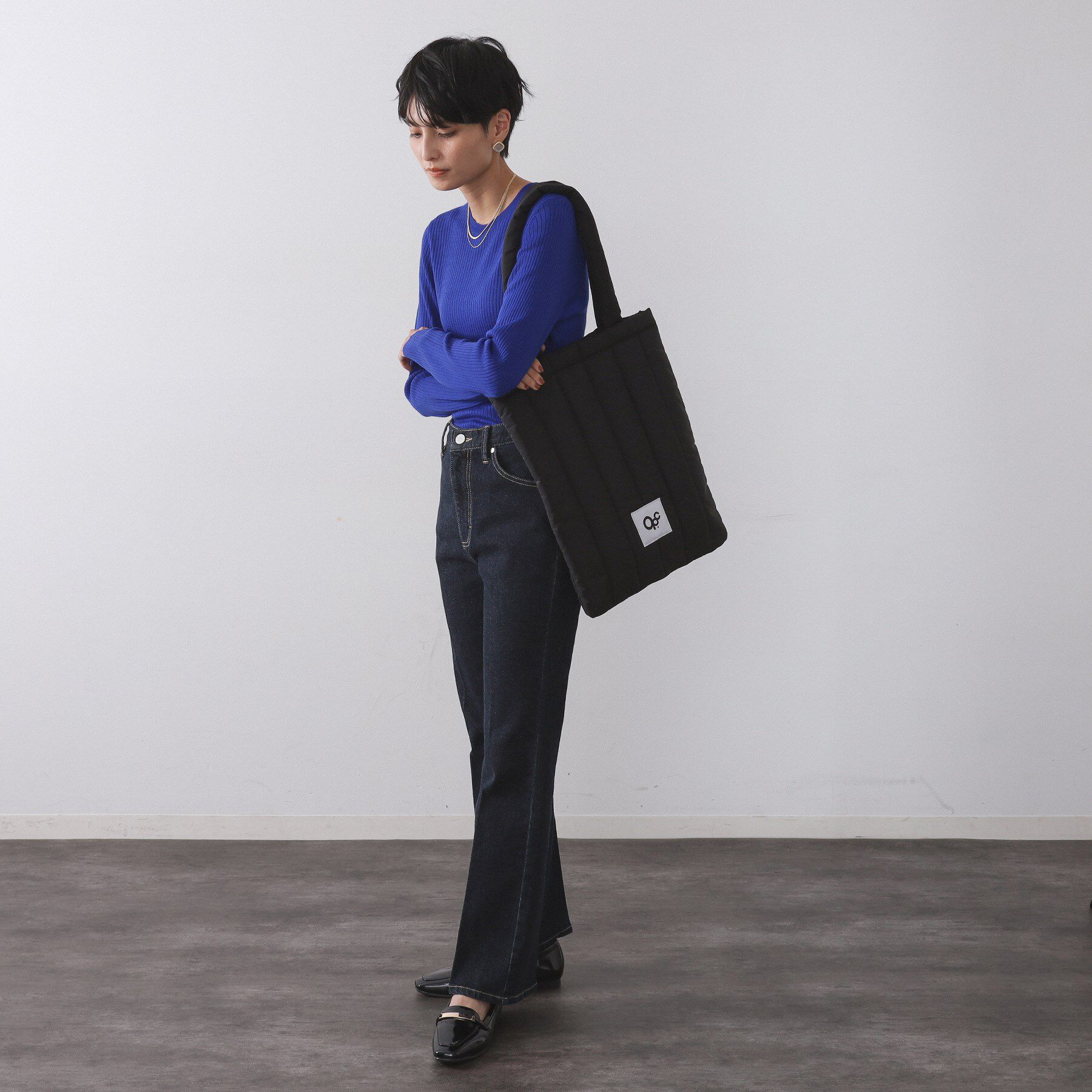 OPAQUE.CLIP「【軽量／カラビナチャーム付き／A4サイズ対応】ストライプキルトパフィートートバッグ」|トートバッグ|