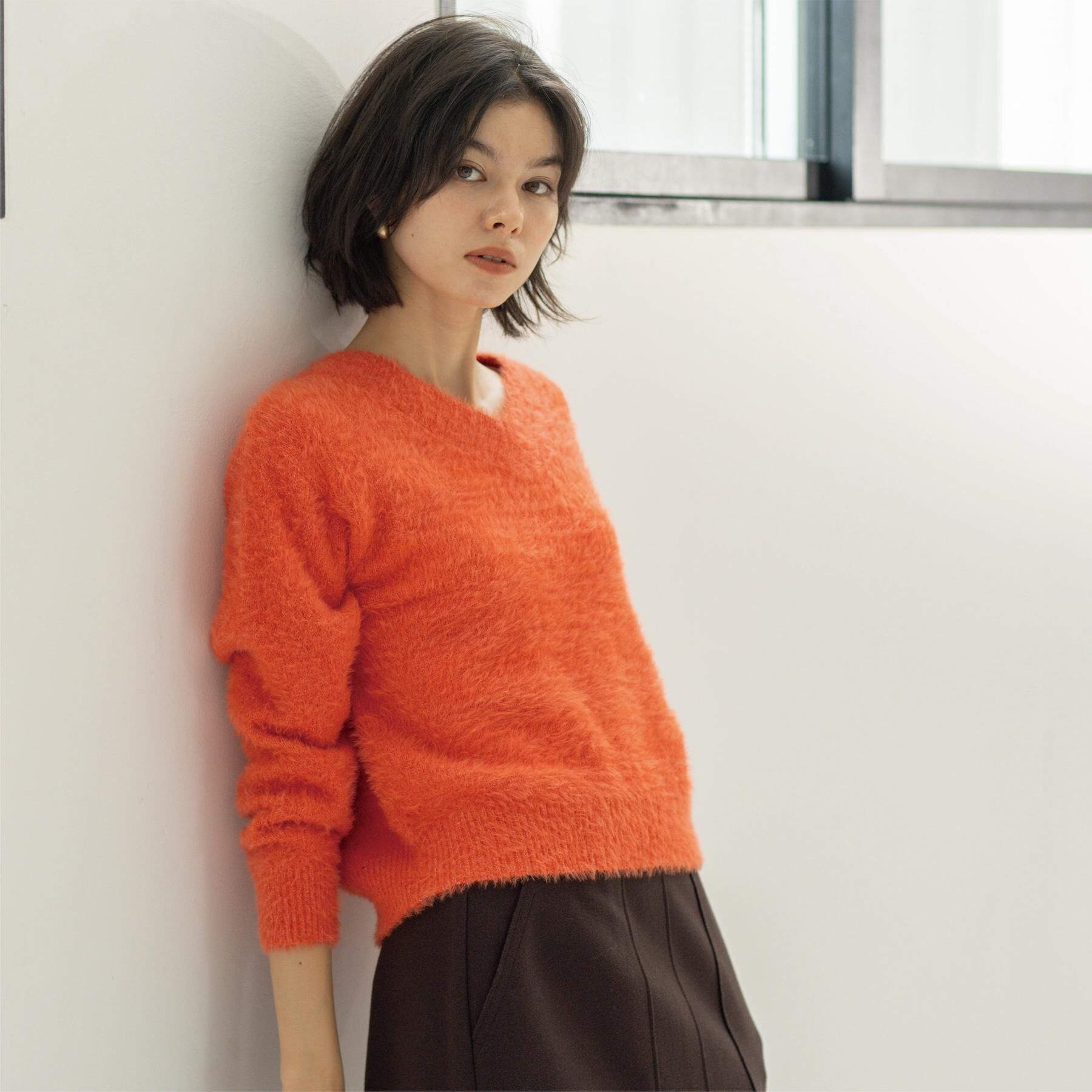 OPAQUE.CLIP「スパンコールフェザーVネックニット【洗濯機OK】」|ニット・セーター|