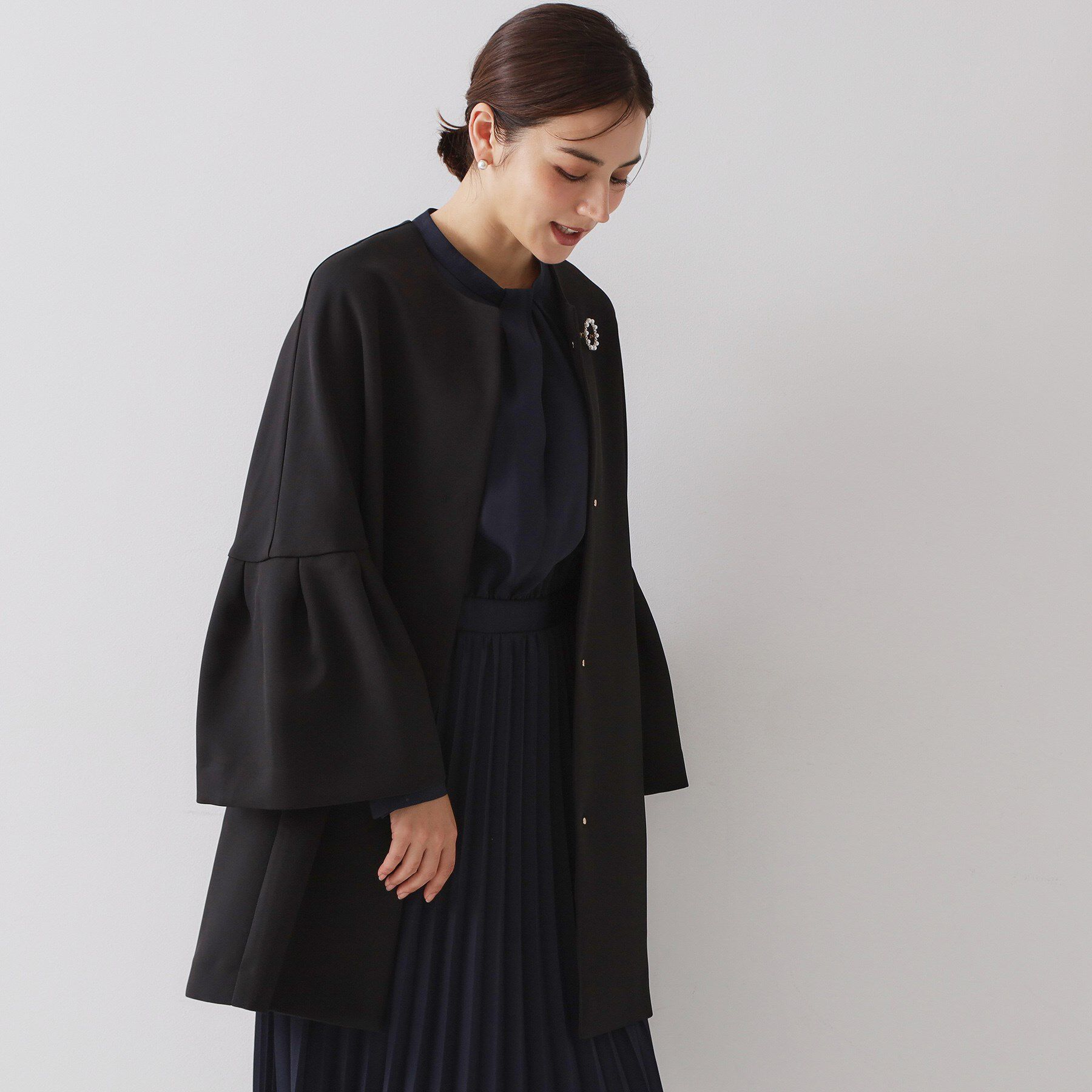 OPAQUE.CLIP「フレアスリーブミドルコート【洗濯機OK】」|ノーカラーコート|