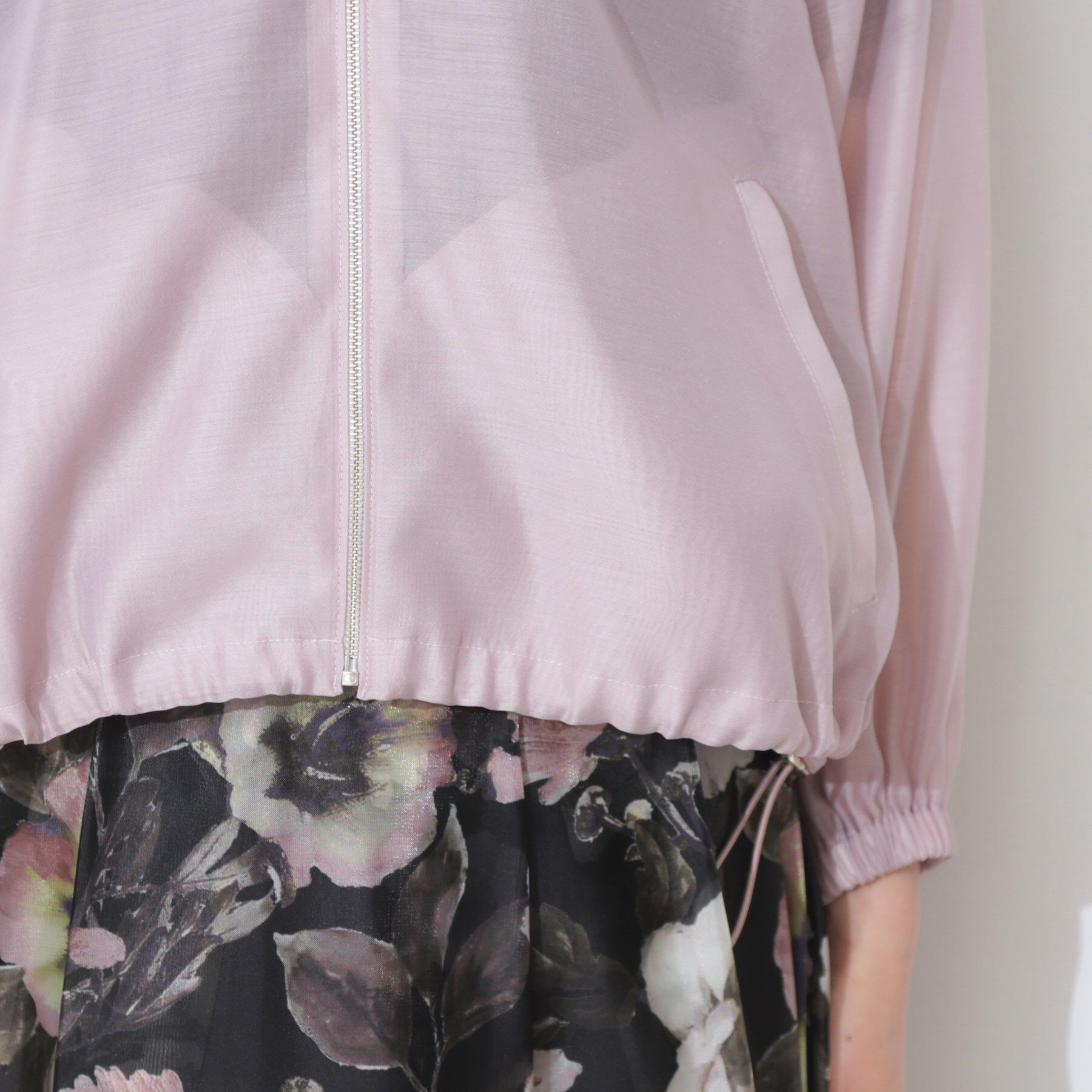 Couture broach「【マシンウォッシャブル・シアー】袖シャーリングシアーブルゾン」|ブルゾン・スタジャン|