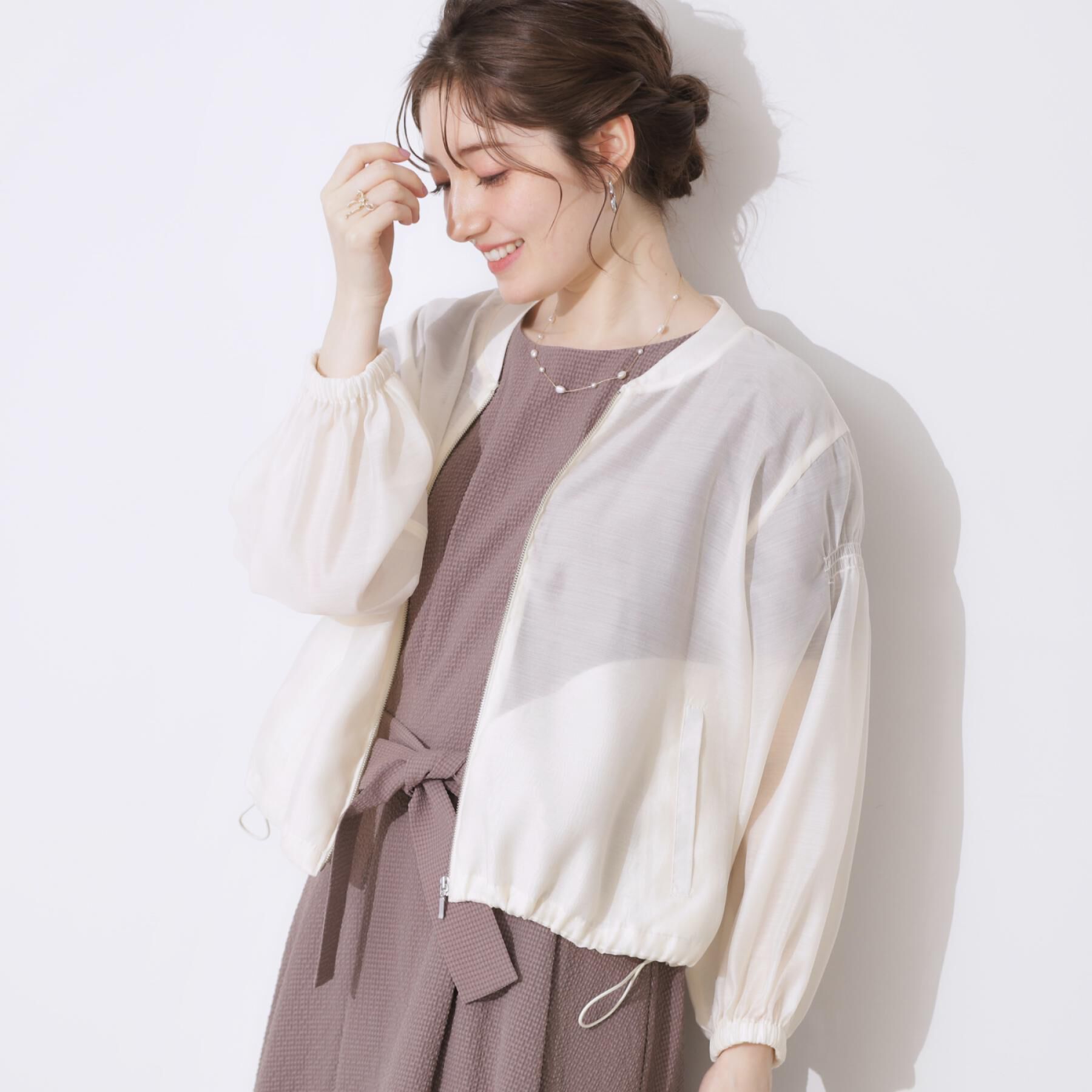 Couture broach「【マシンウォッシャブル・シアー】袖シャーリングシアーブルゾン」|ブルゾン・スタジャン|