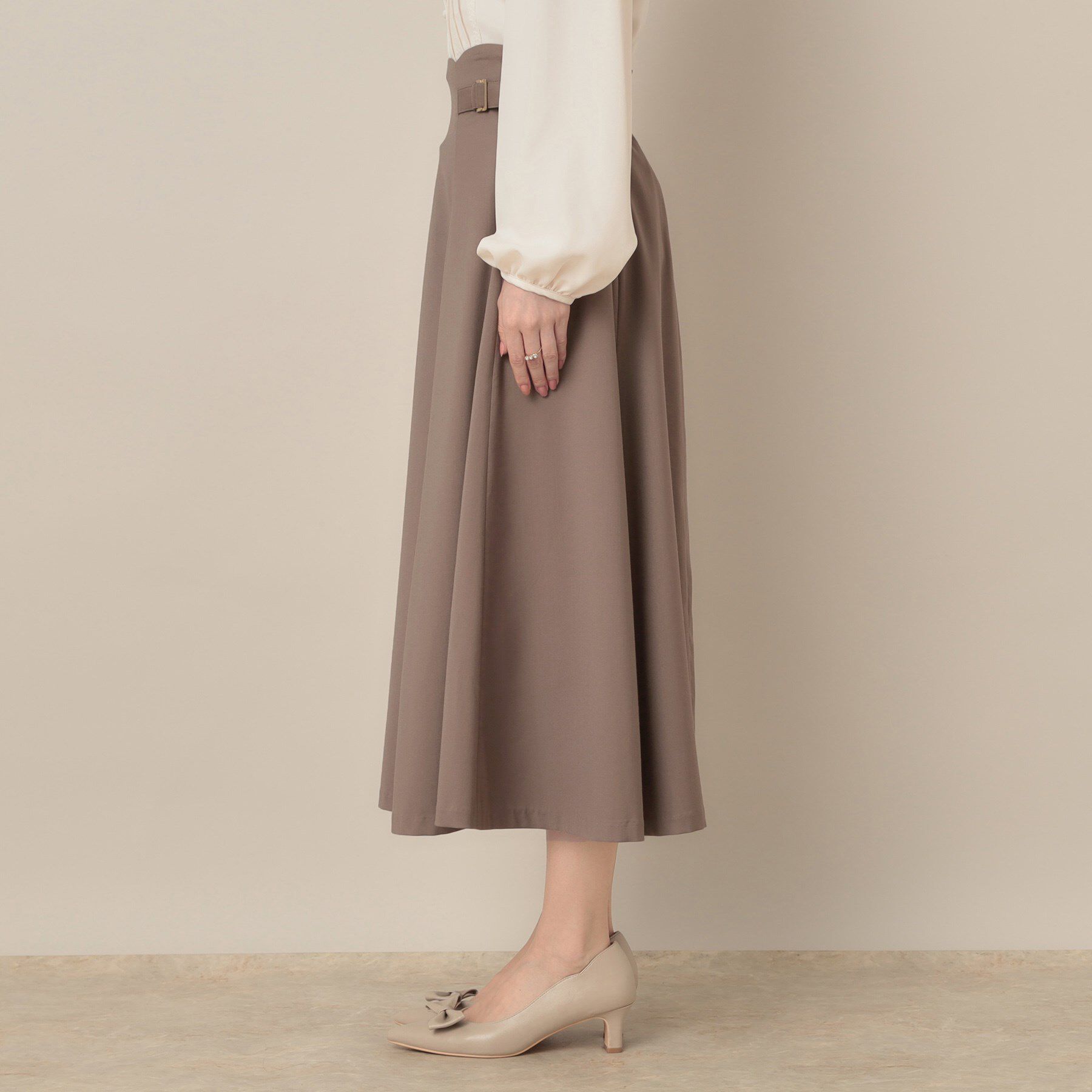 Couture broach「【大人可愛い・通勤】スカラウエスト サイドベルト パネルスカート」|スカート|