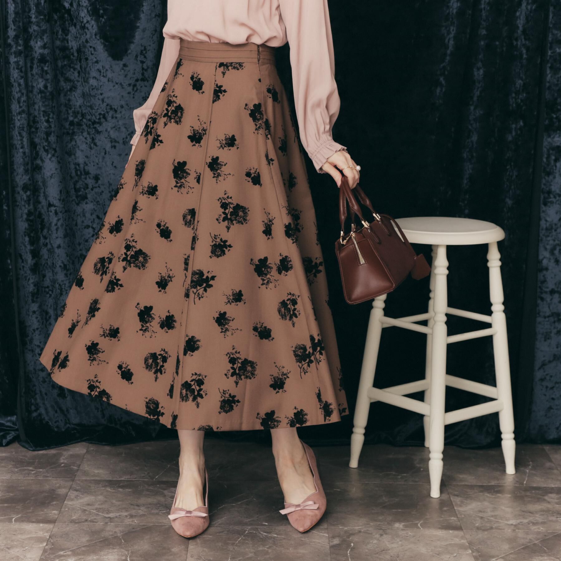 Couture broach「【美シルエット・通勤】フロッキーフラワープリントスカート」|スカート|