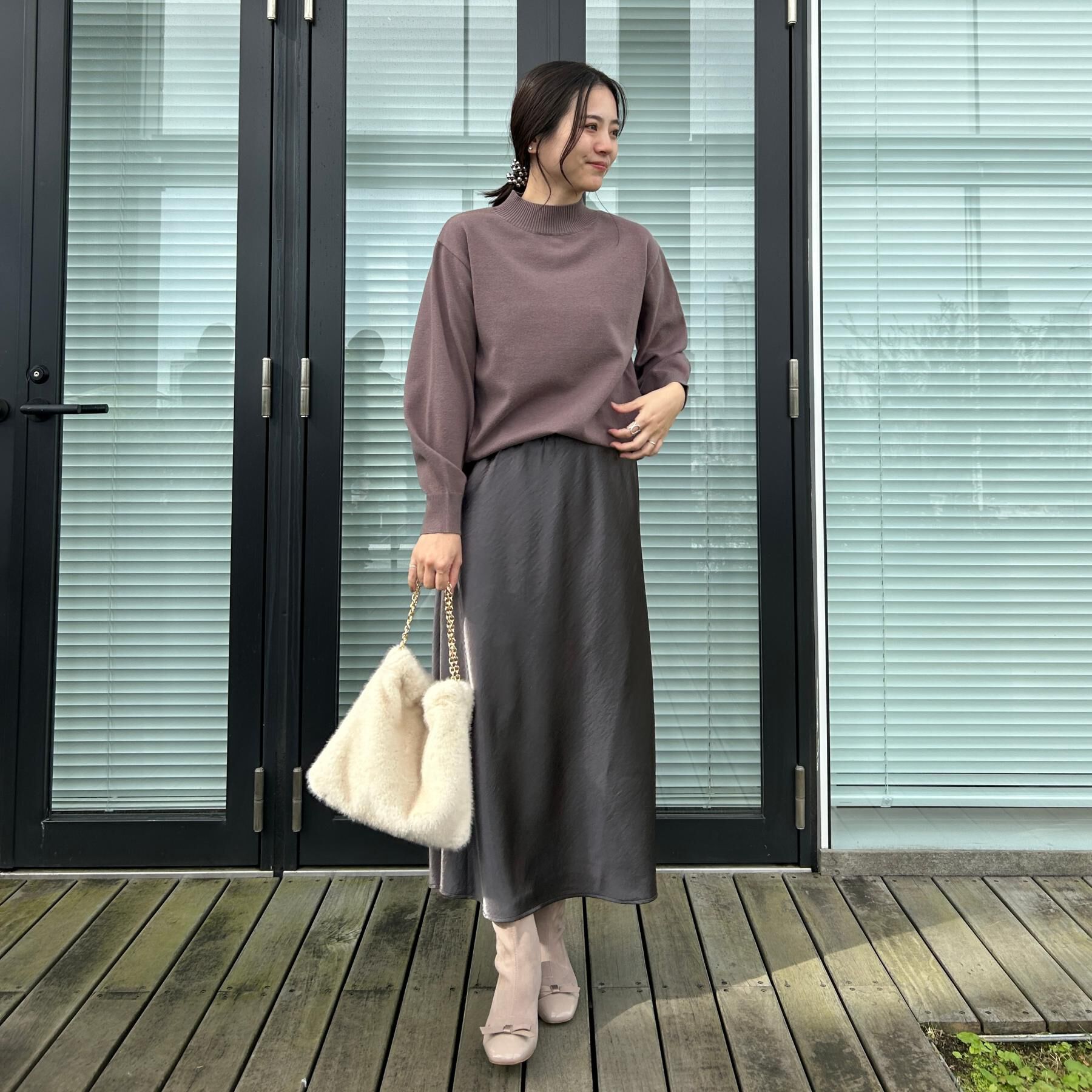 Couture broach「【後ろ姿も着映える・通勤】バックレースアップ微起毛ニット」|ニット・セーター|